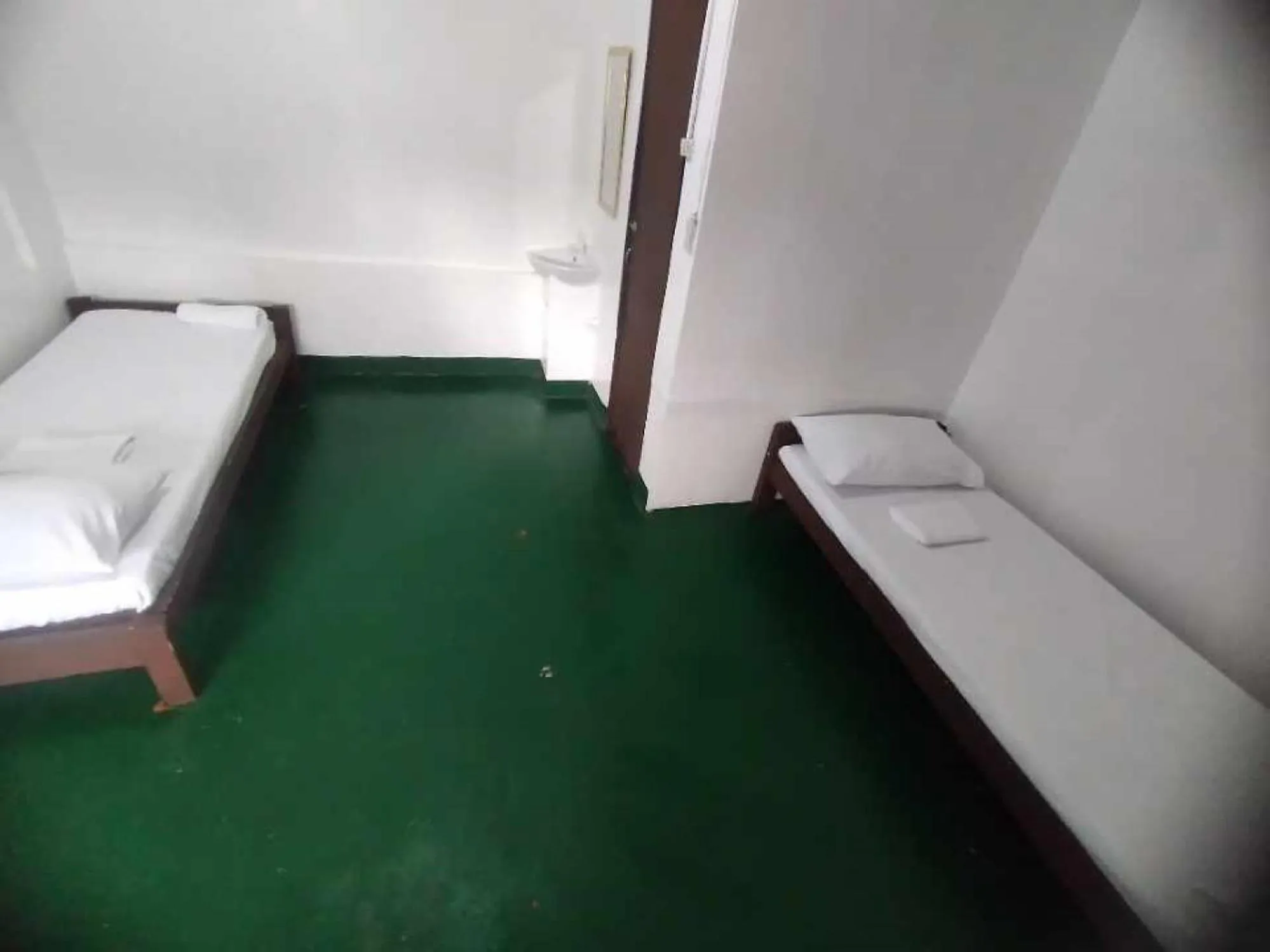 Photo of the whole room, Bed in Iloilo Paraw Beach Resort