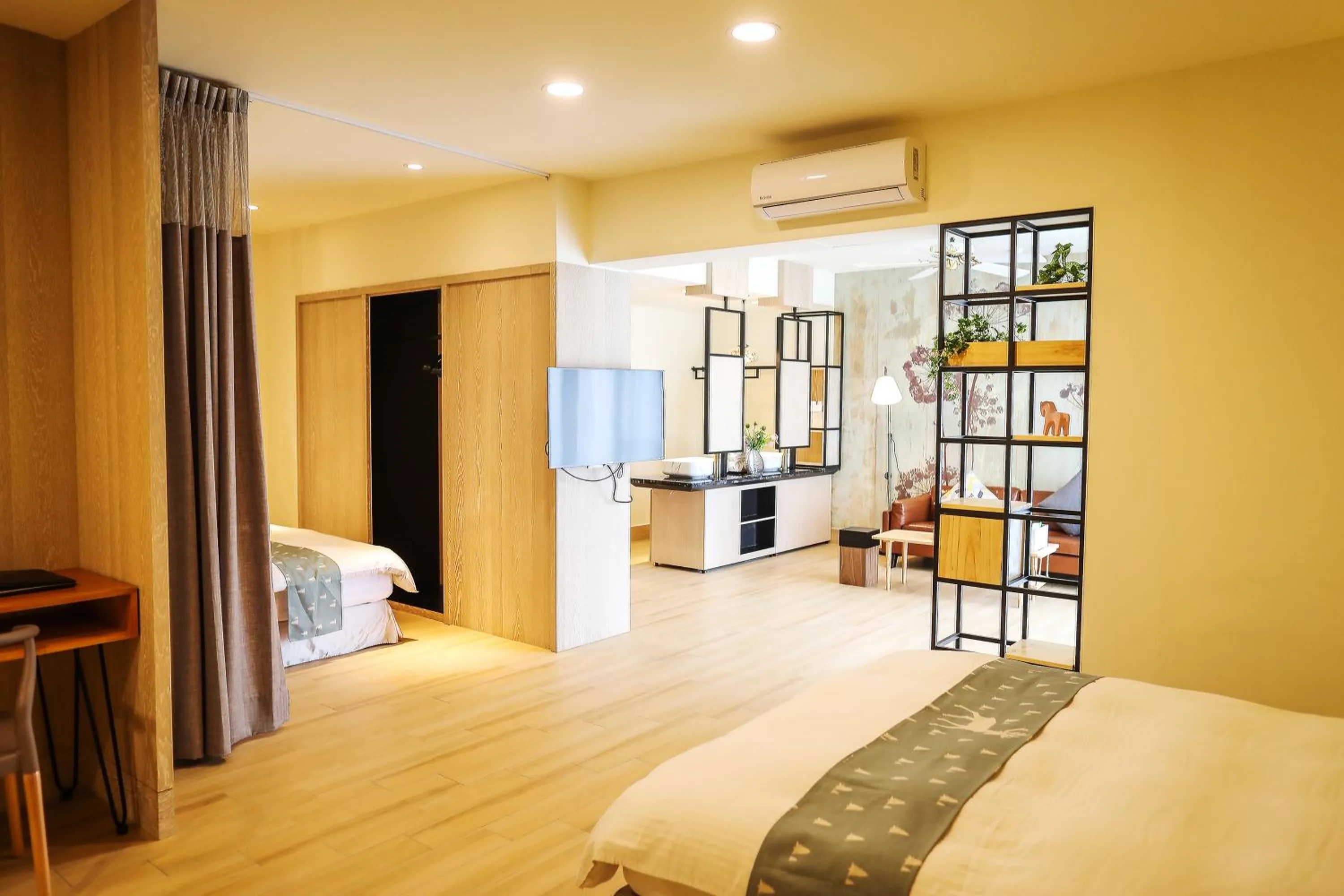 Photo of the whole room, Bed in Sea Passion Hotel