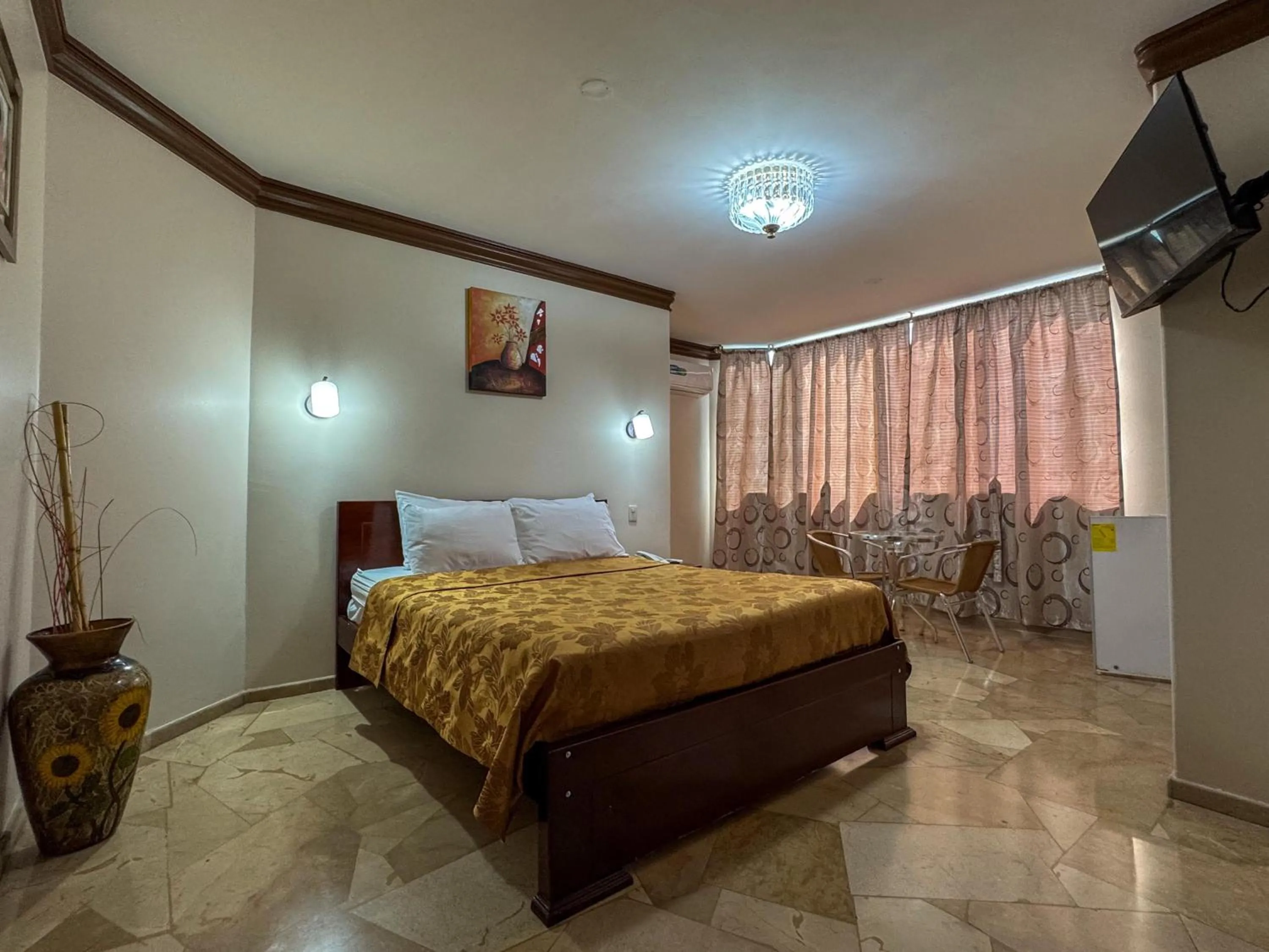 Bed in Hotel Bucaneiro