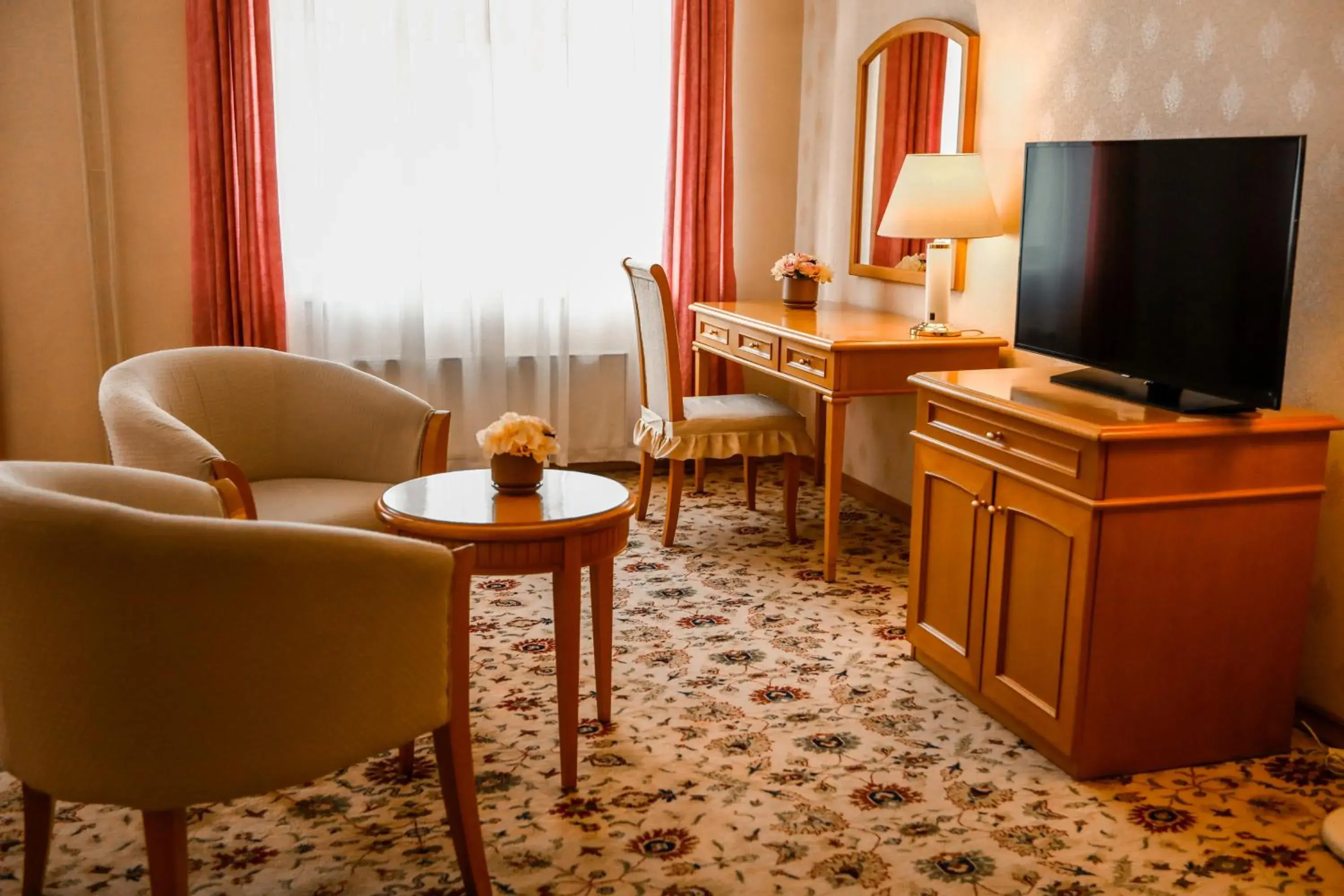 Standard Twin Room in Continental Hotel Standard Twin Room in Continental Hotel