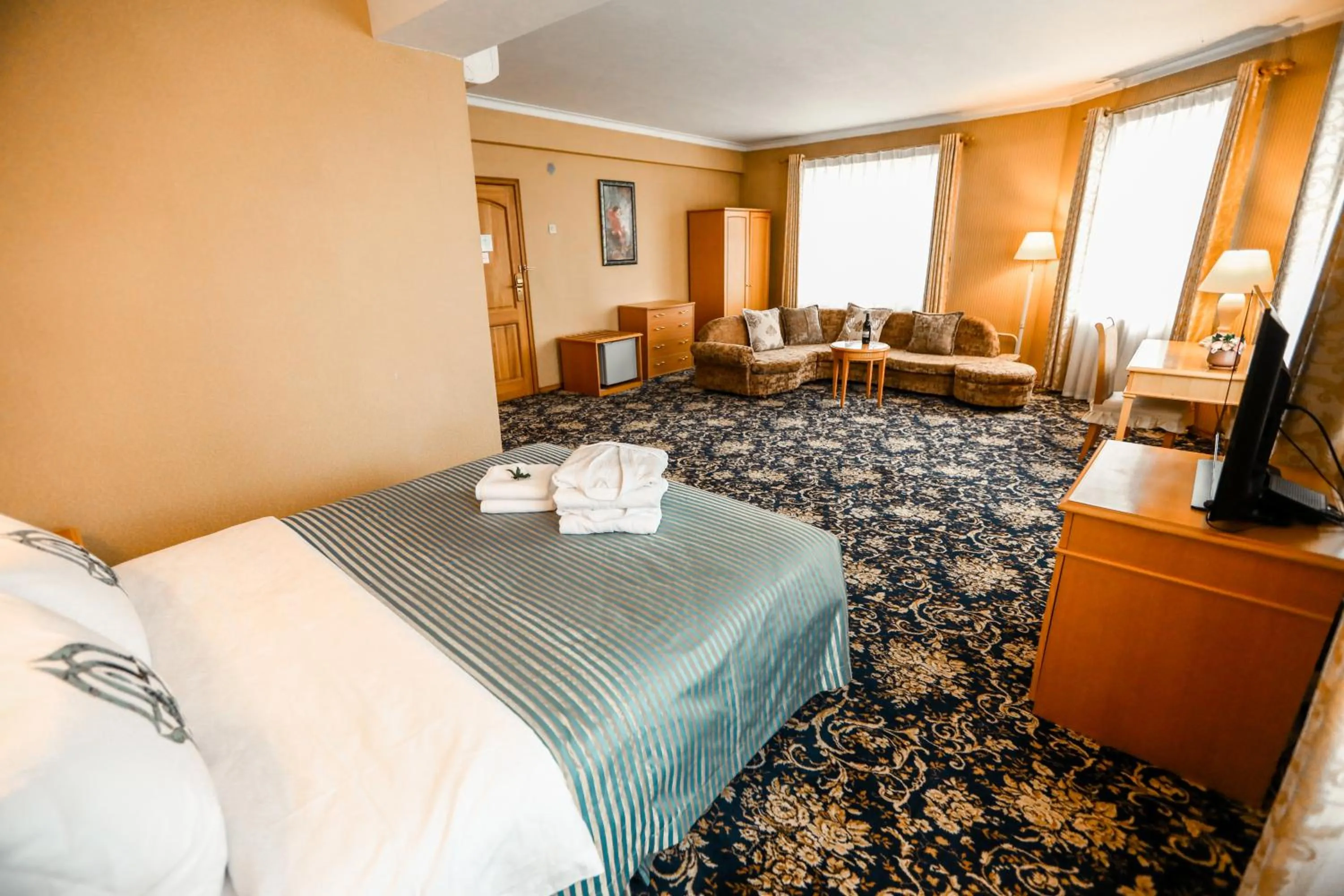 Bed in Continental Hotel