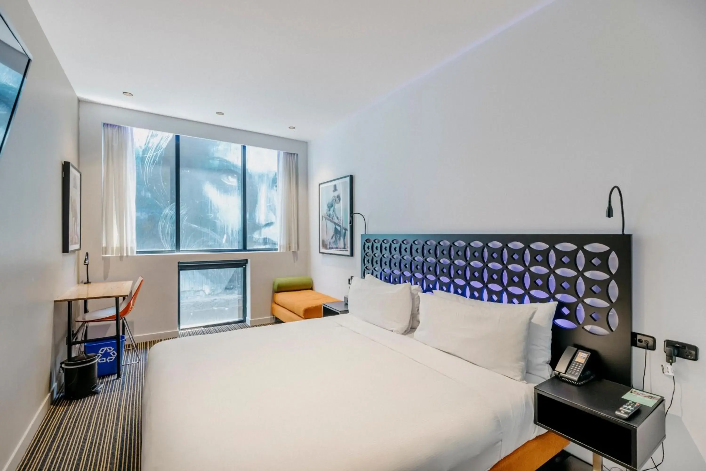 Hotel King with Free WIFI in The Constance Fortitude Valley Hotel King with Free WIFI in The Constance Fortitude Valley