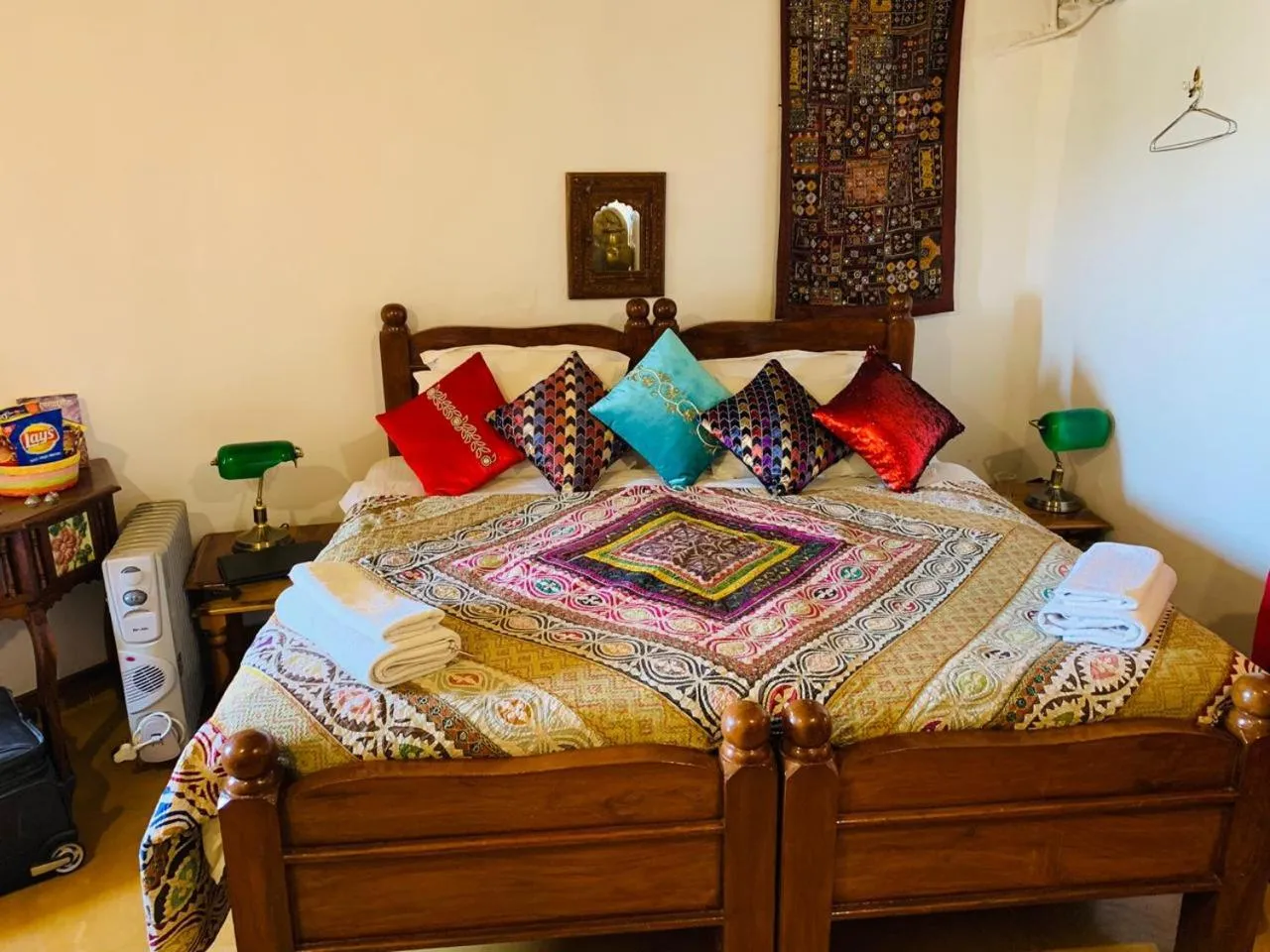 Bed in Hotel Victoria