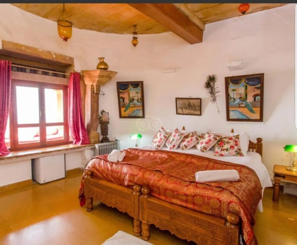 Bed in Hotel Victoria