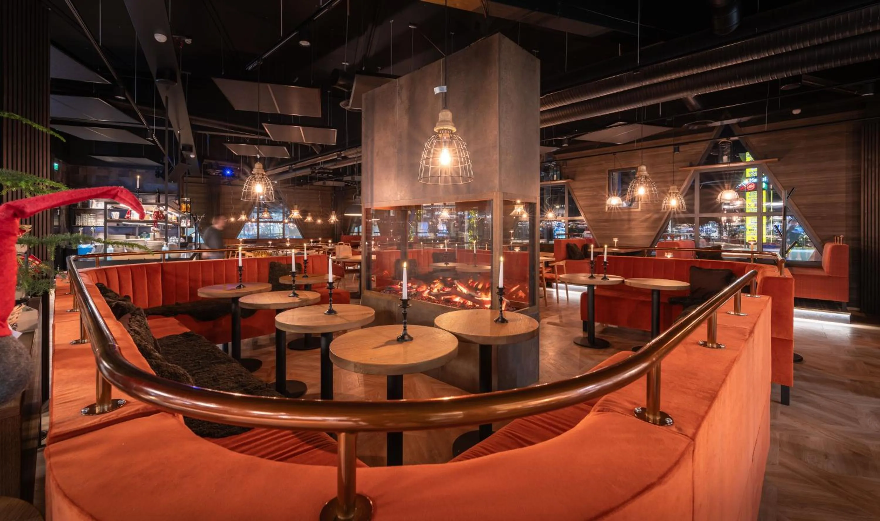 Kuukkeli Log Houses Teerenpesä