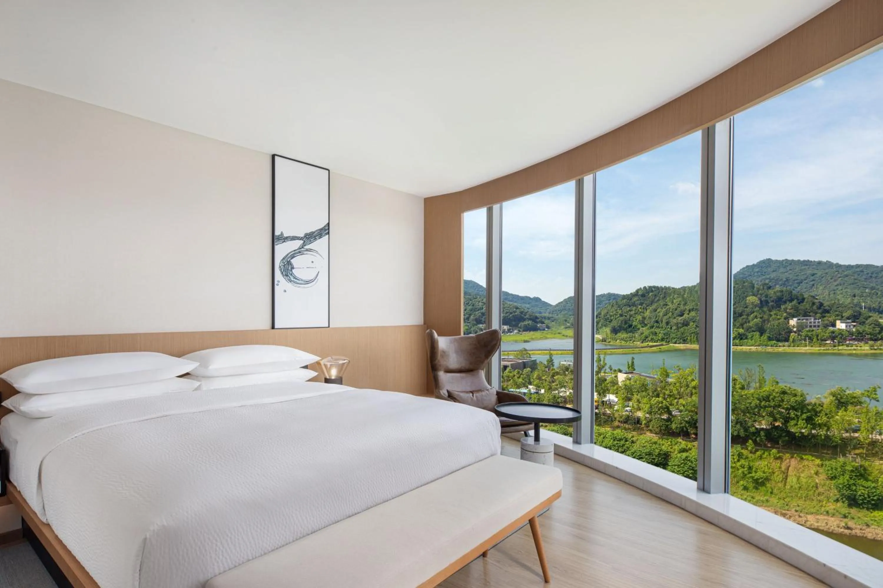 Photo of the whole room, Bed in Fairfield by Marriott Changsha Yuelu