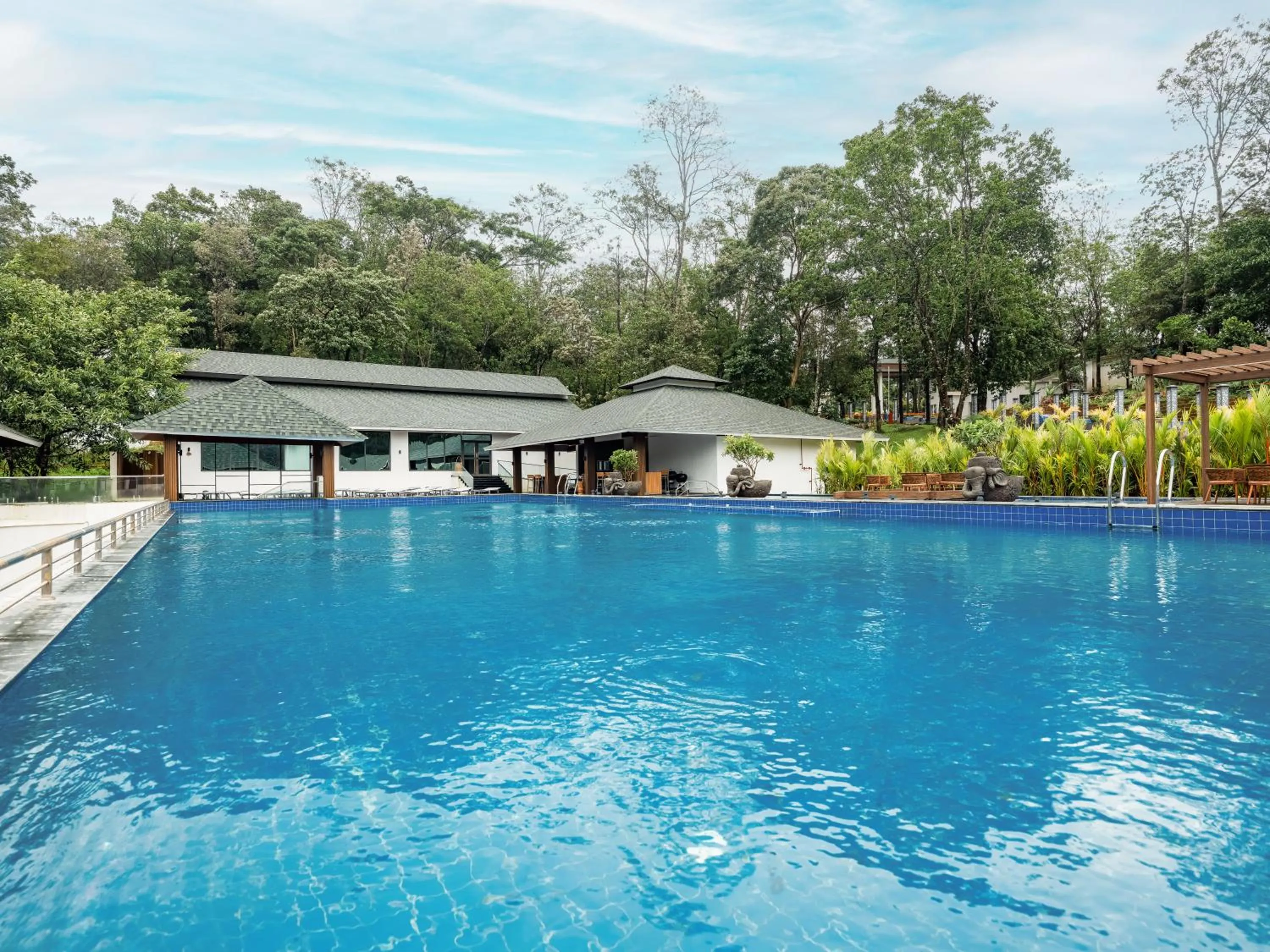 Swimming pool in Coorg Marriott Resort & Spa
