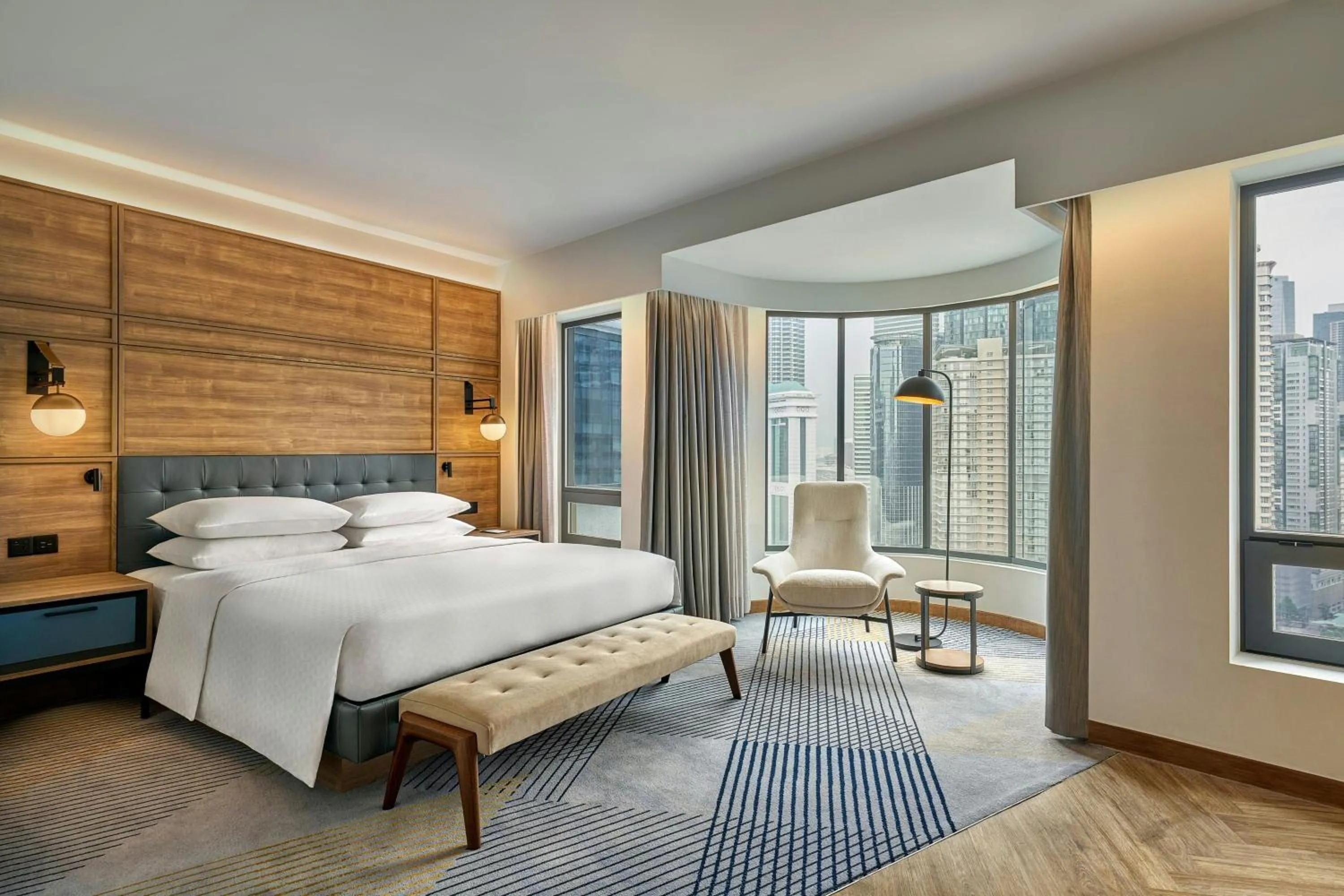 Bedroom, Bed in Four Points by Sheraton Kuala Lumpur, City Centre