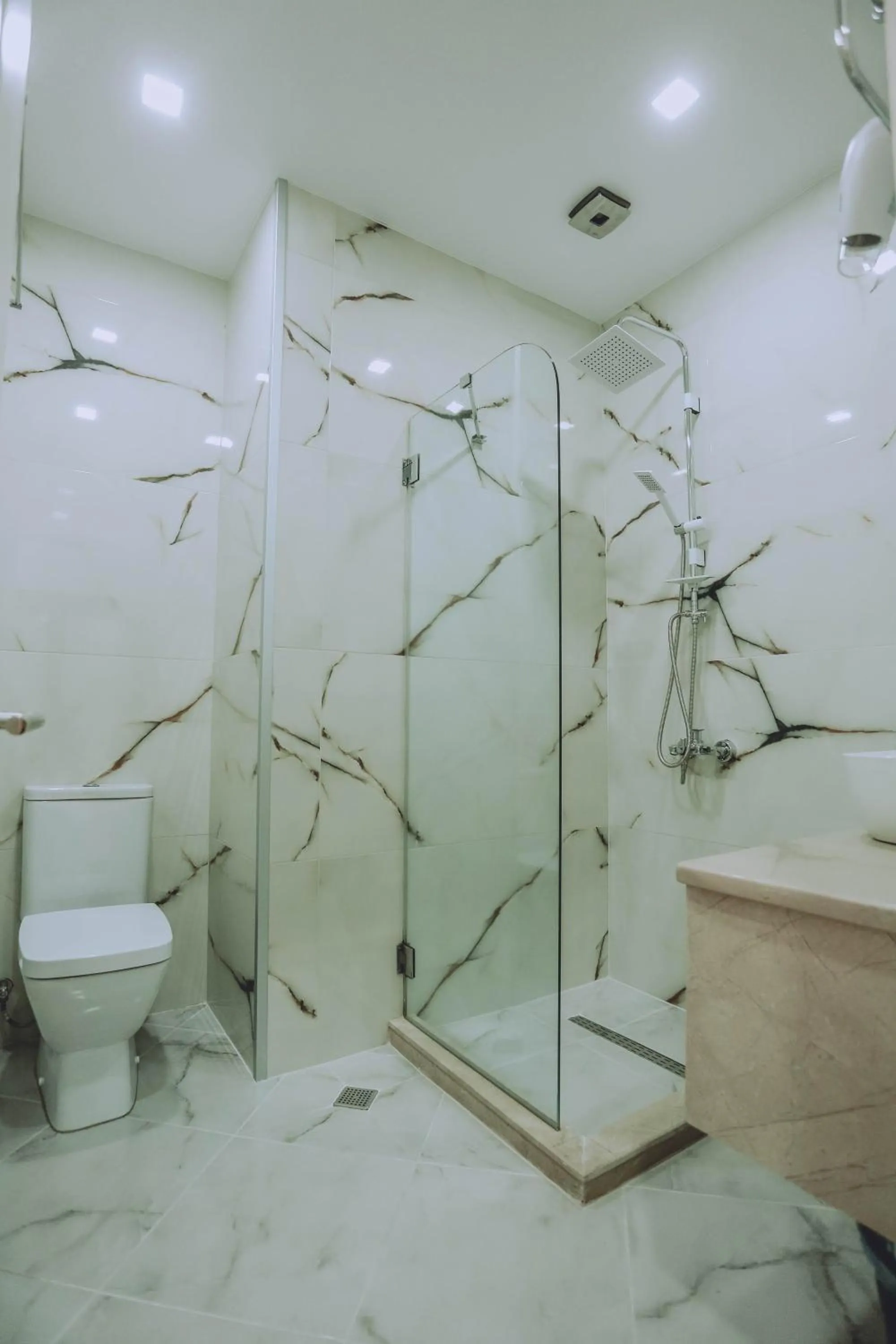 Shower in Royal Medis Hotel