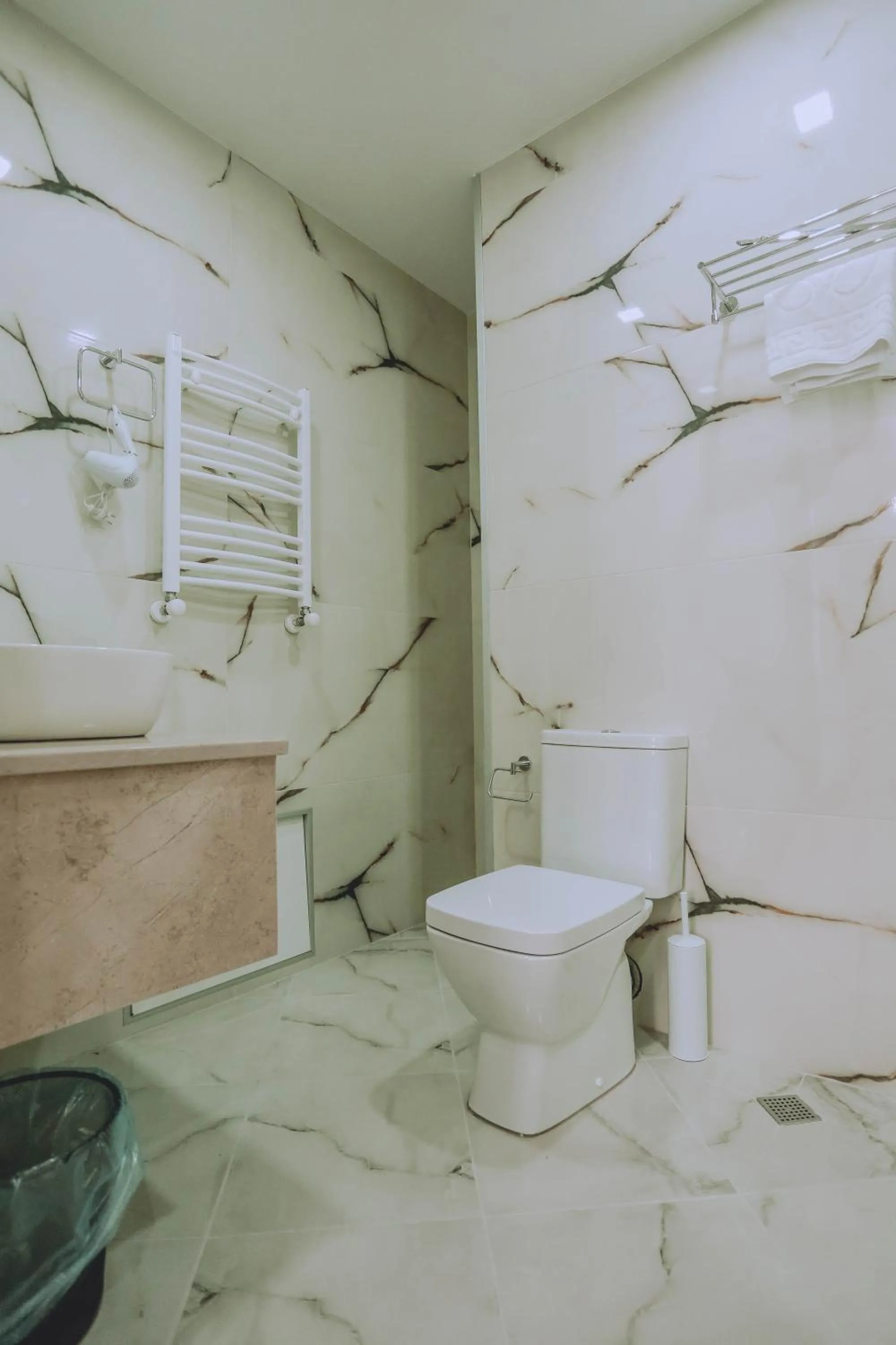 Shower in Royal Medis Hotel