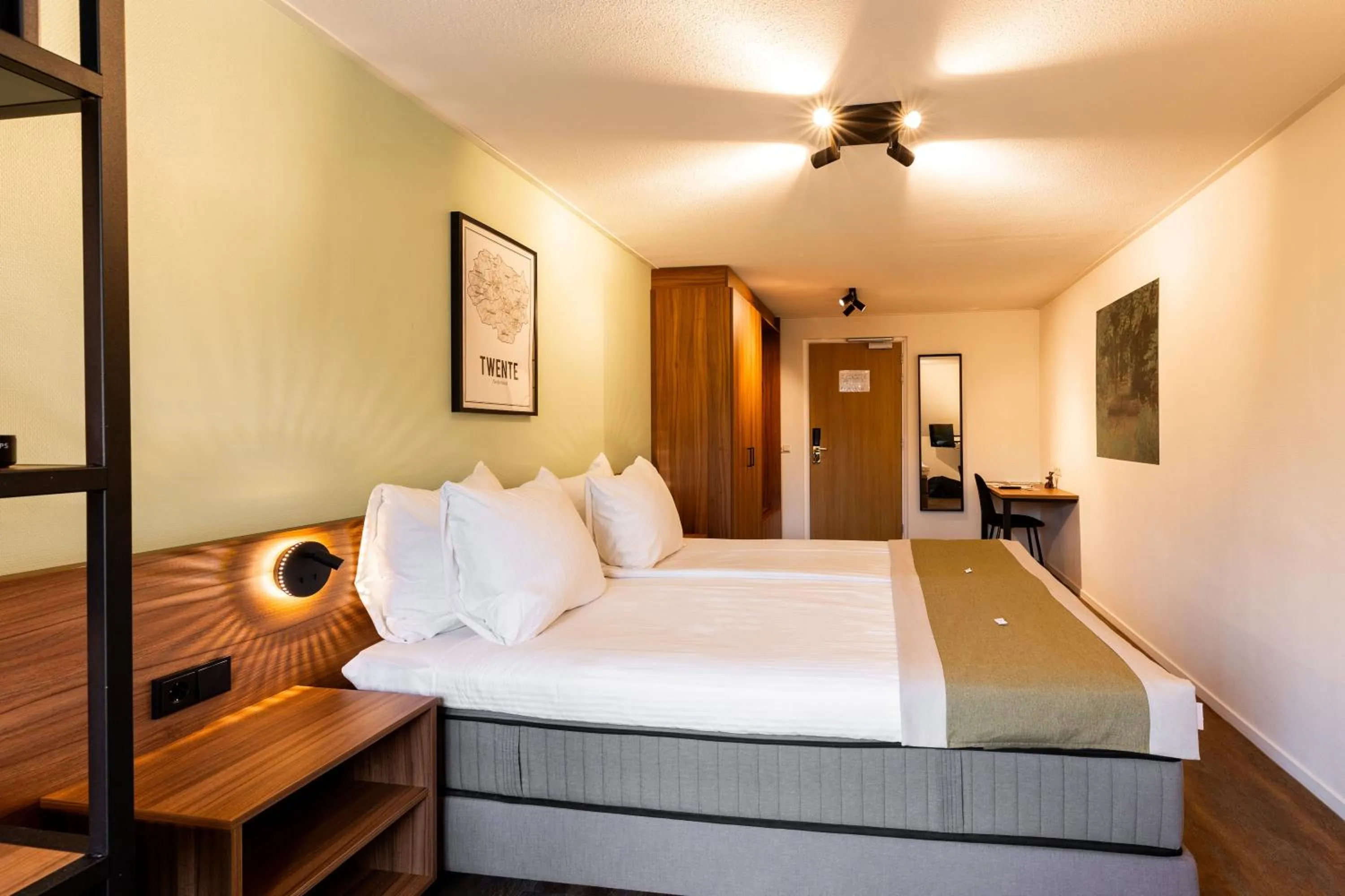 Bed in Landhuis Hotel de Herikerberg