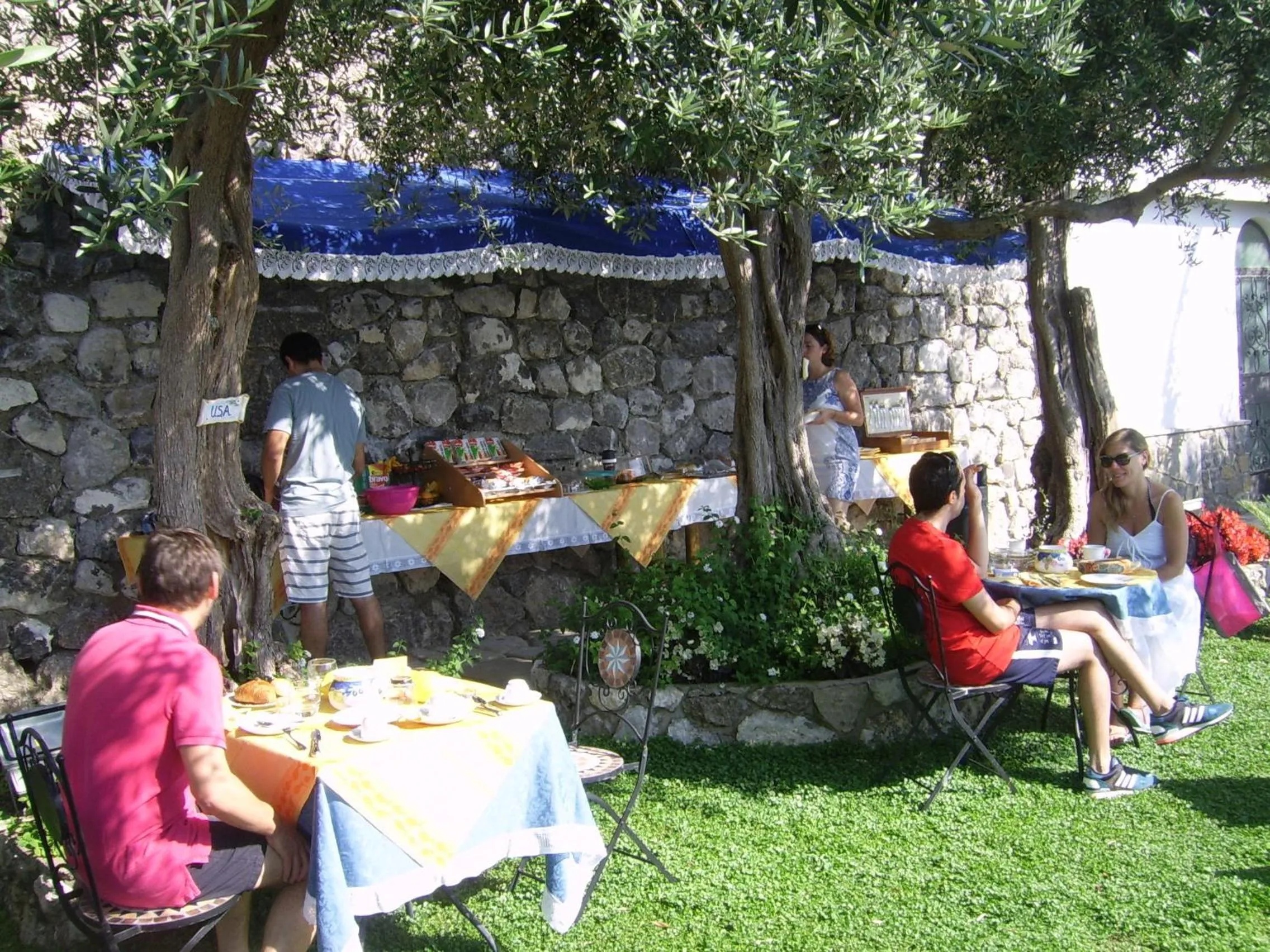 Restaurant/places to eat in World Center