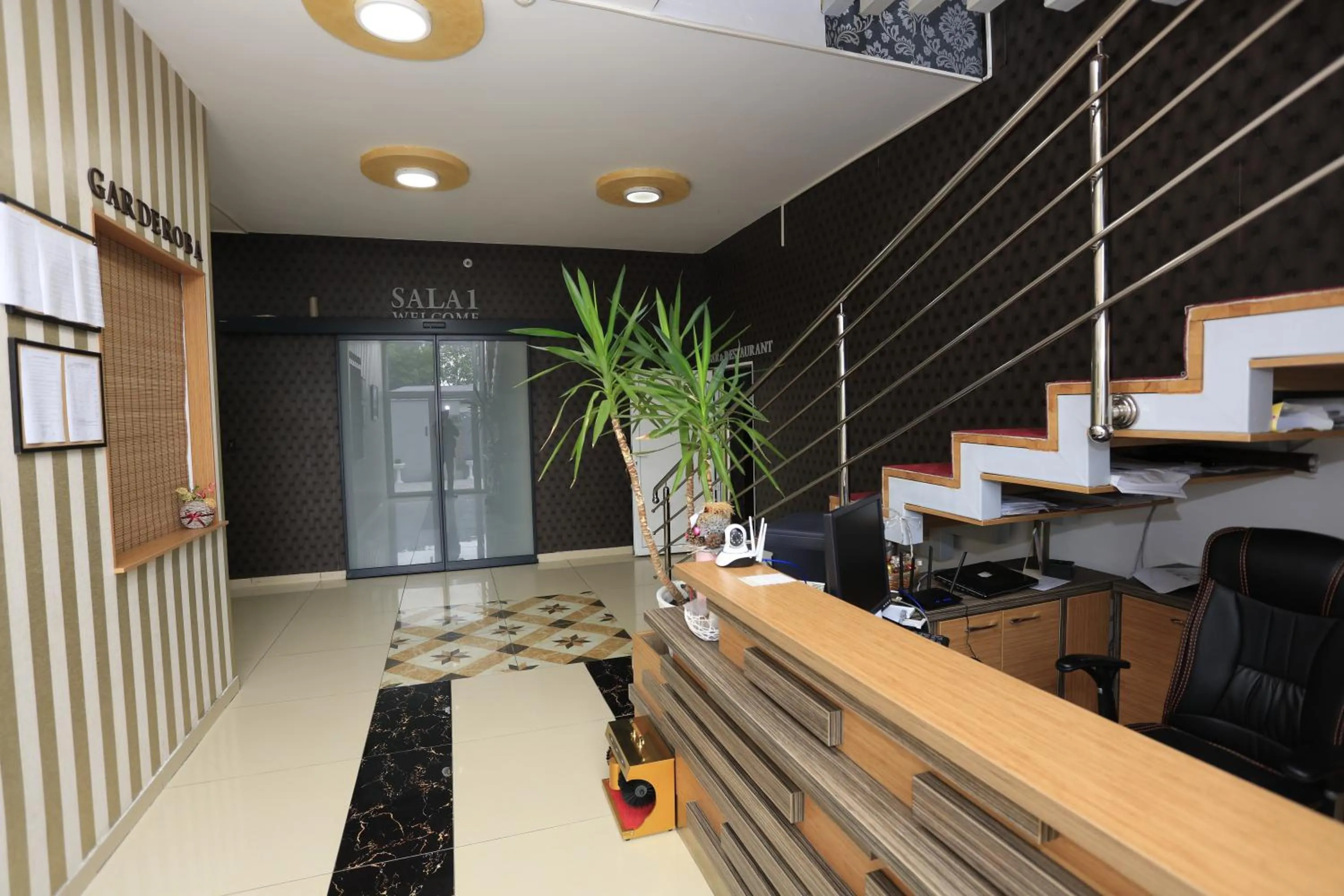 Lobby or reception in Hotel Saradis