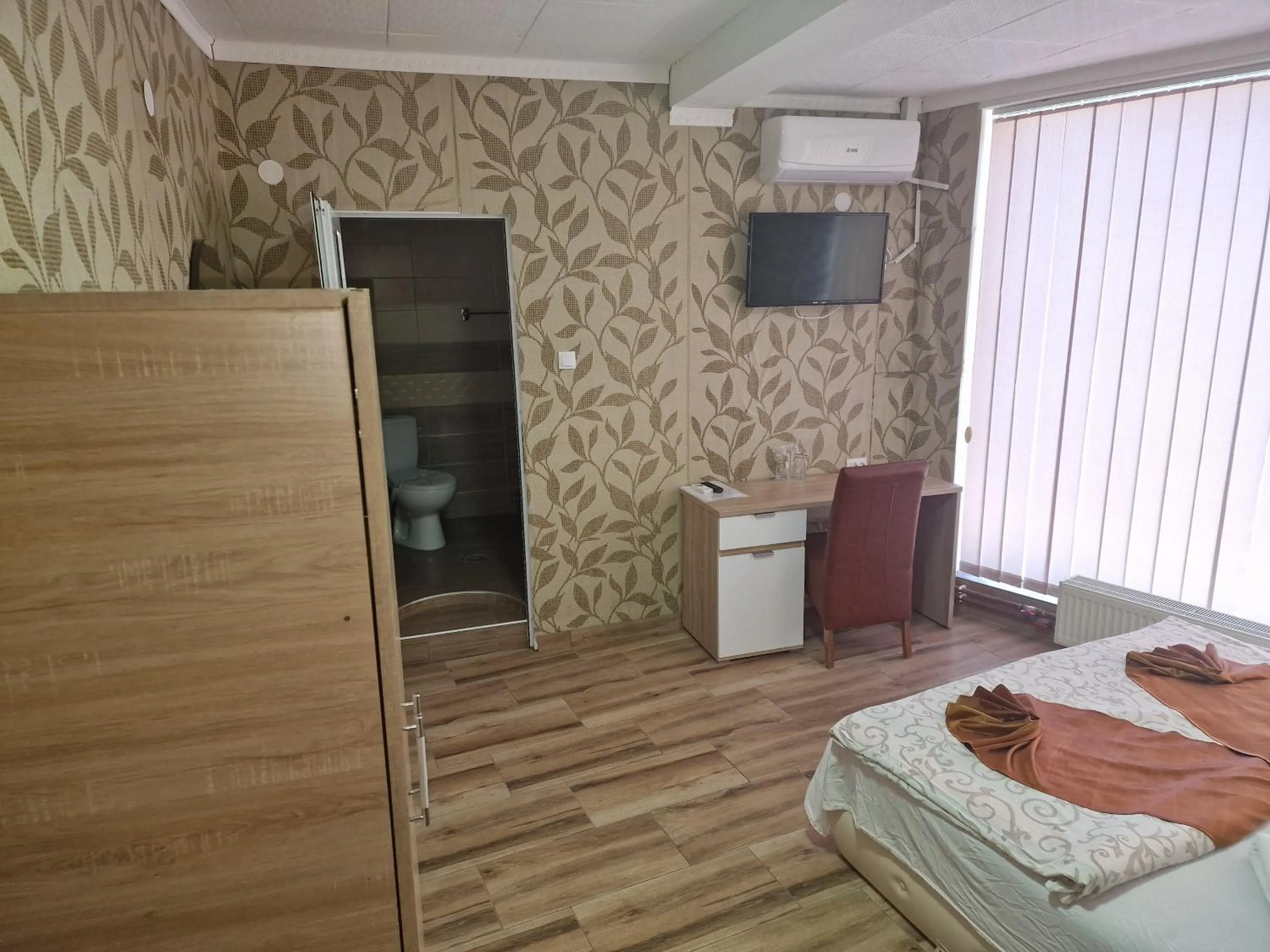 Bed in Hotel Saradis