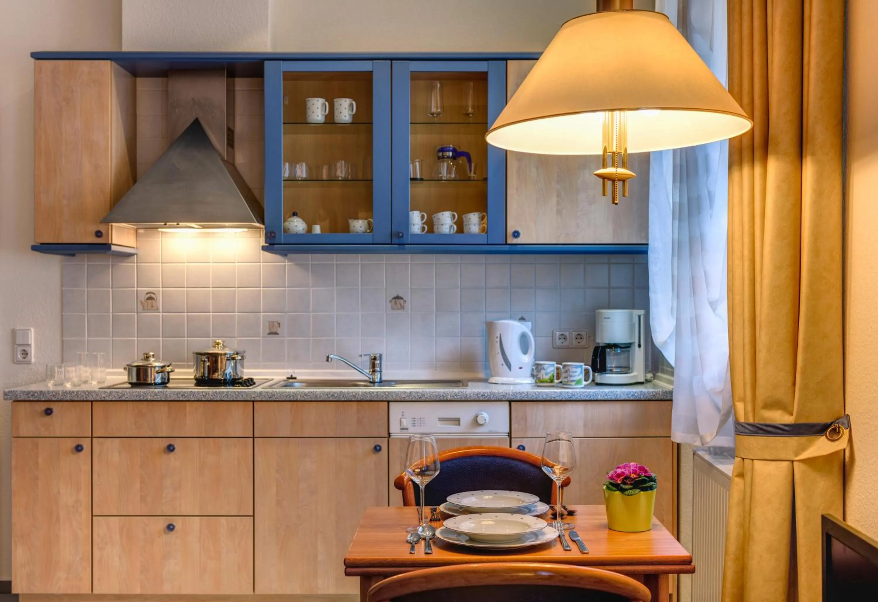 Kitchen or kitchenette in Hotel Aquamarin