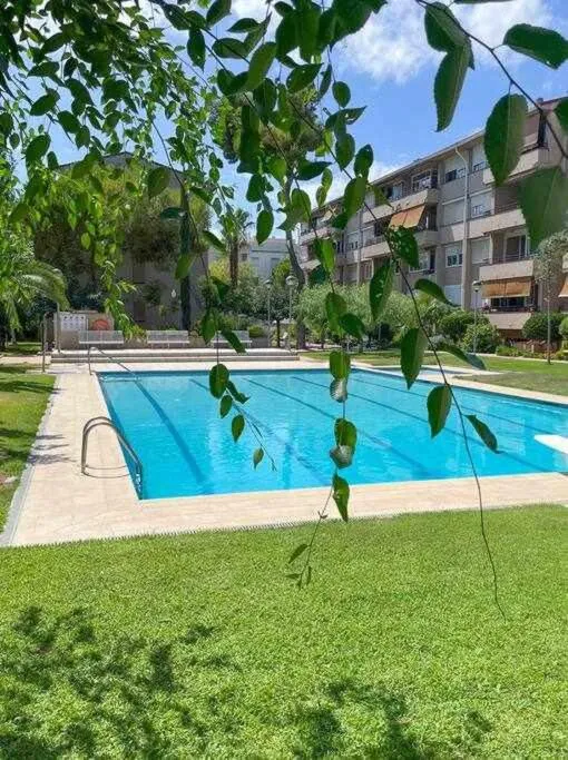 Apartment Coloma Piscina y Parking Hostem