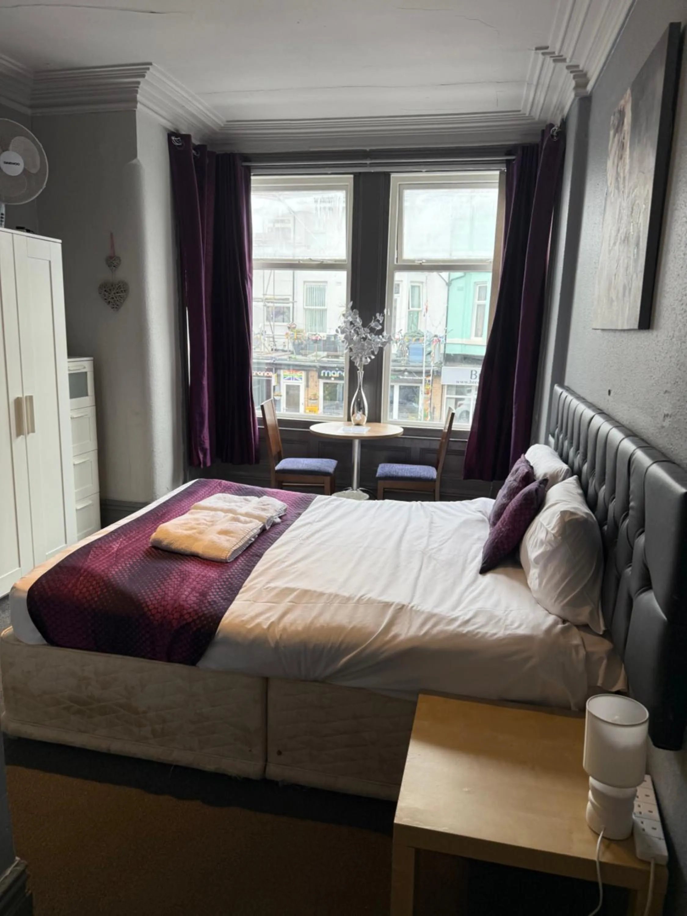 Bed in The Hotel And Bar Blackpool