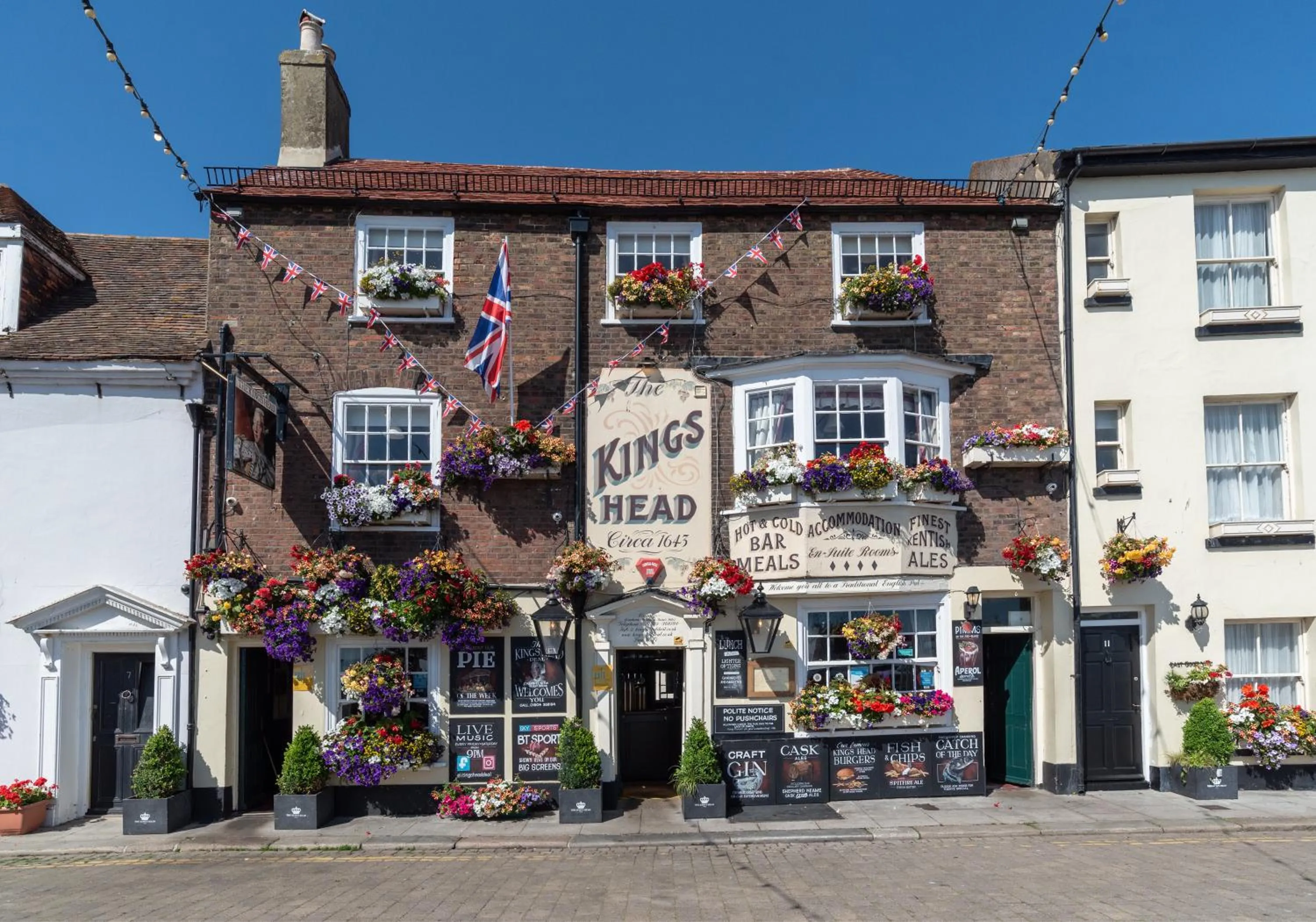 Property building in The Kings Head