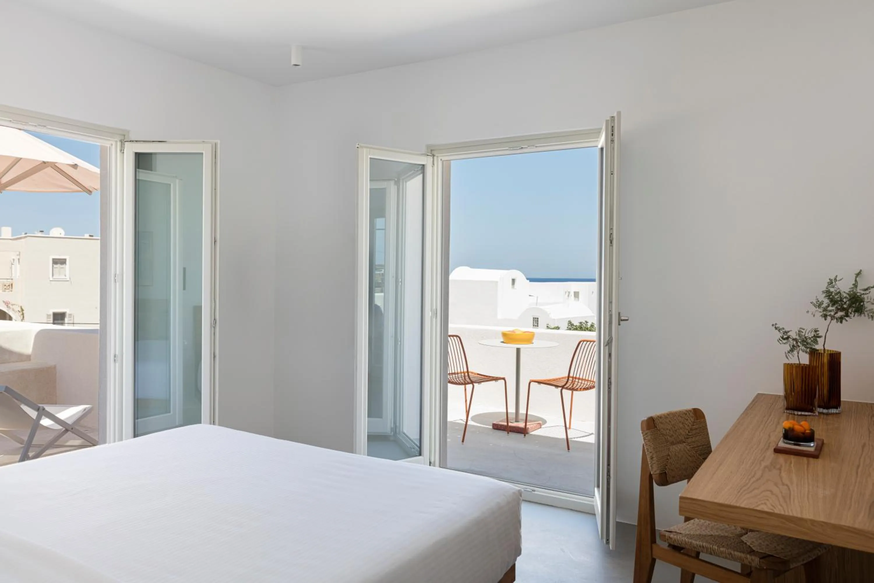 Bedroom, Bed in Viva Nove Suites