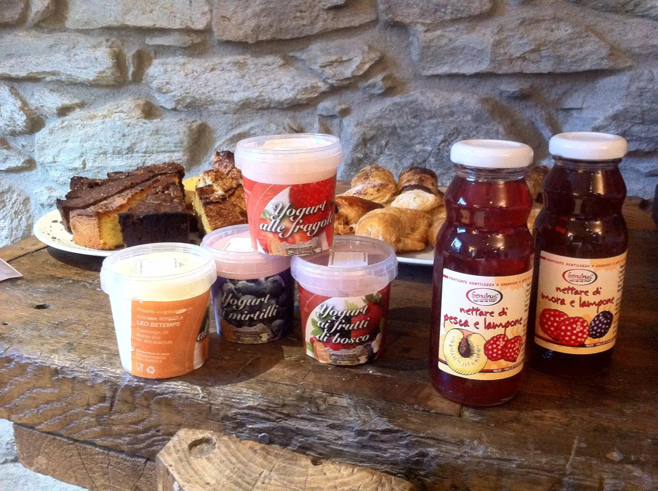 Restaurant/places to eat in Alpe Rebelle