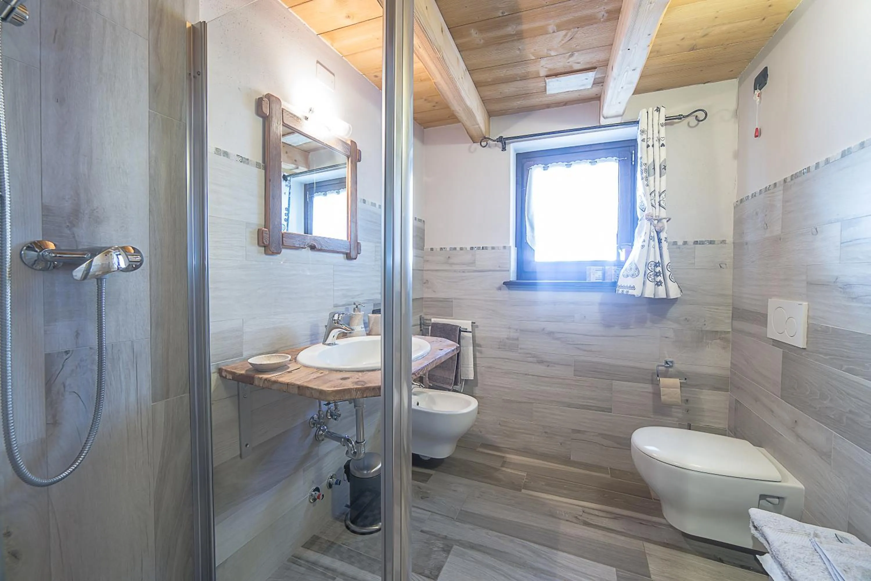 Bathroom in Alpe Rebelle