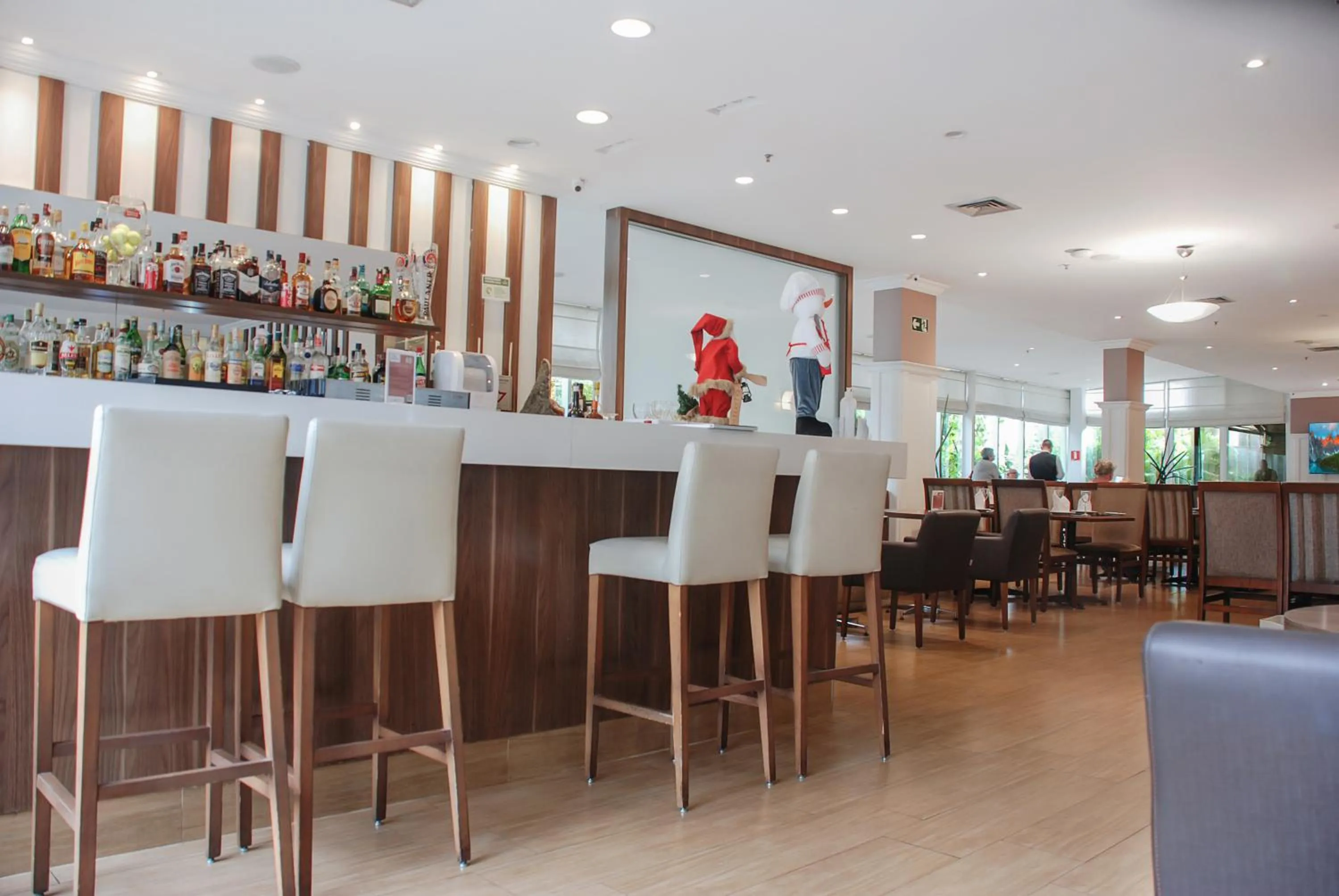 Restaurant/places to eat in Hotel na Vila Olimpia