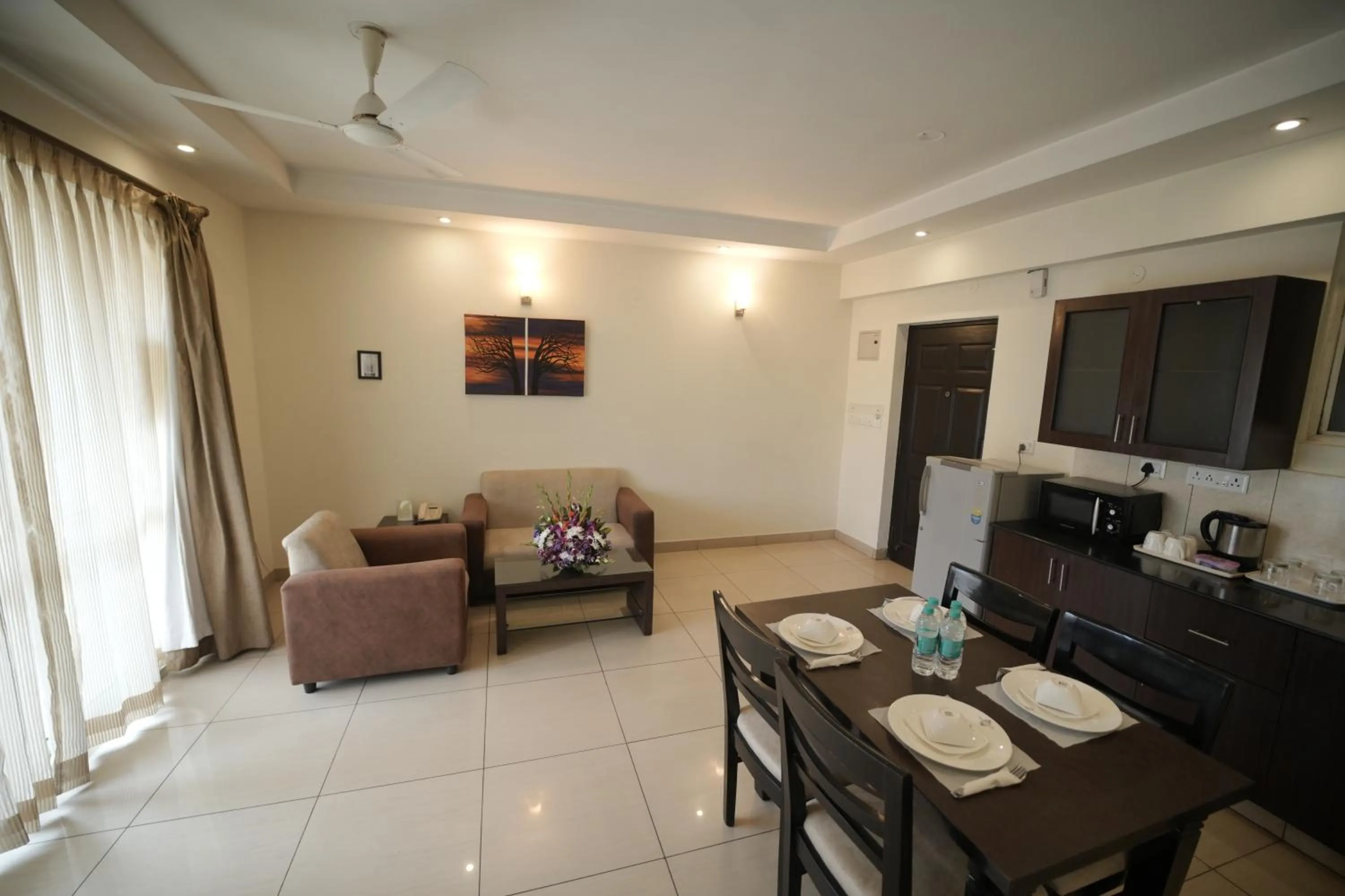 Dining area in Hotel Nagarjuna Suites