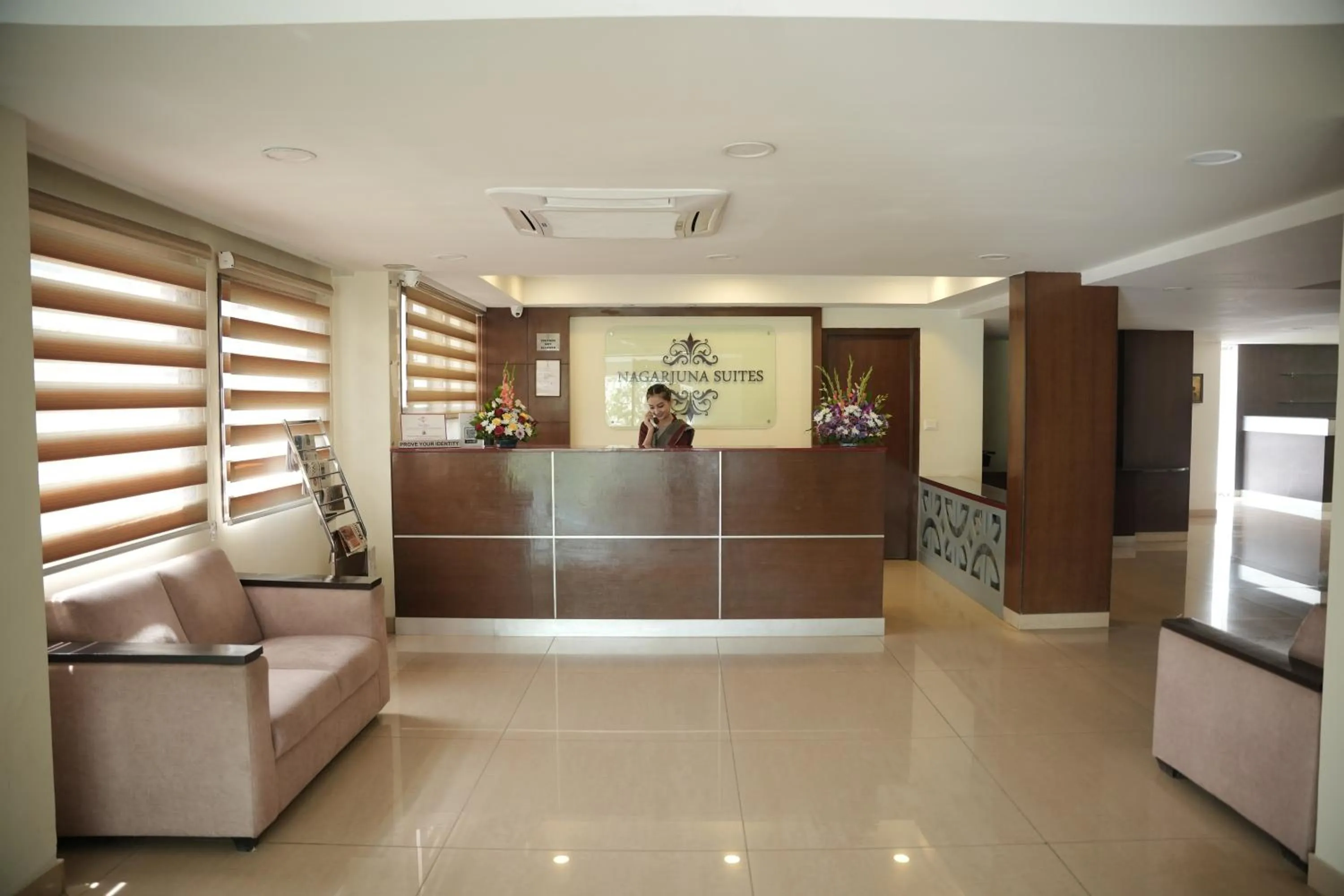 Lobby or reception in Hotel Nagarjuna Suites