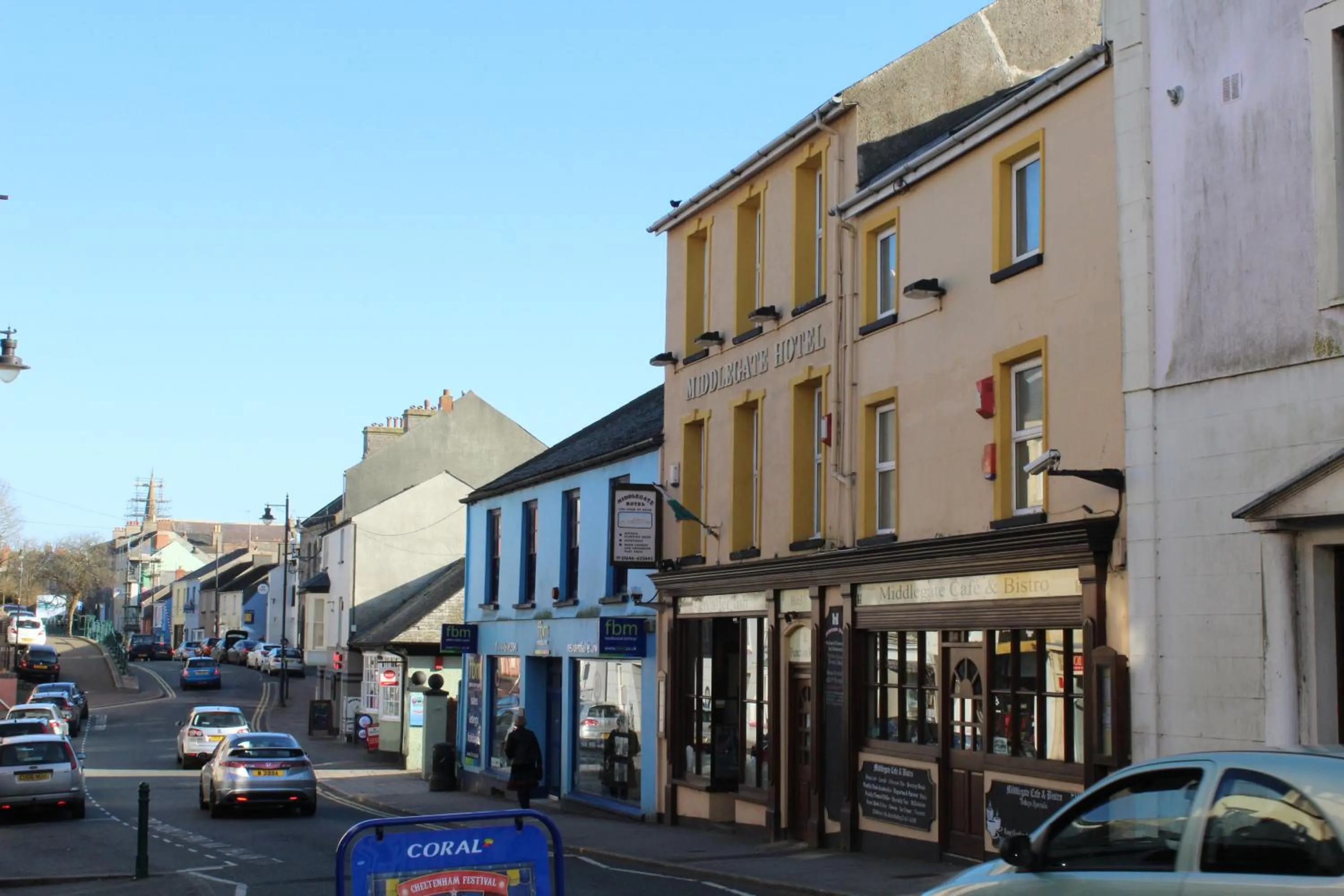 Property building in Middlegate Hotel