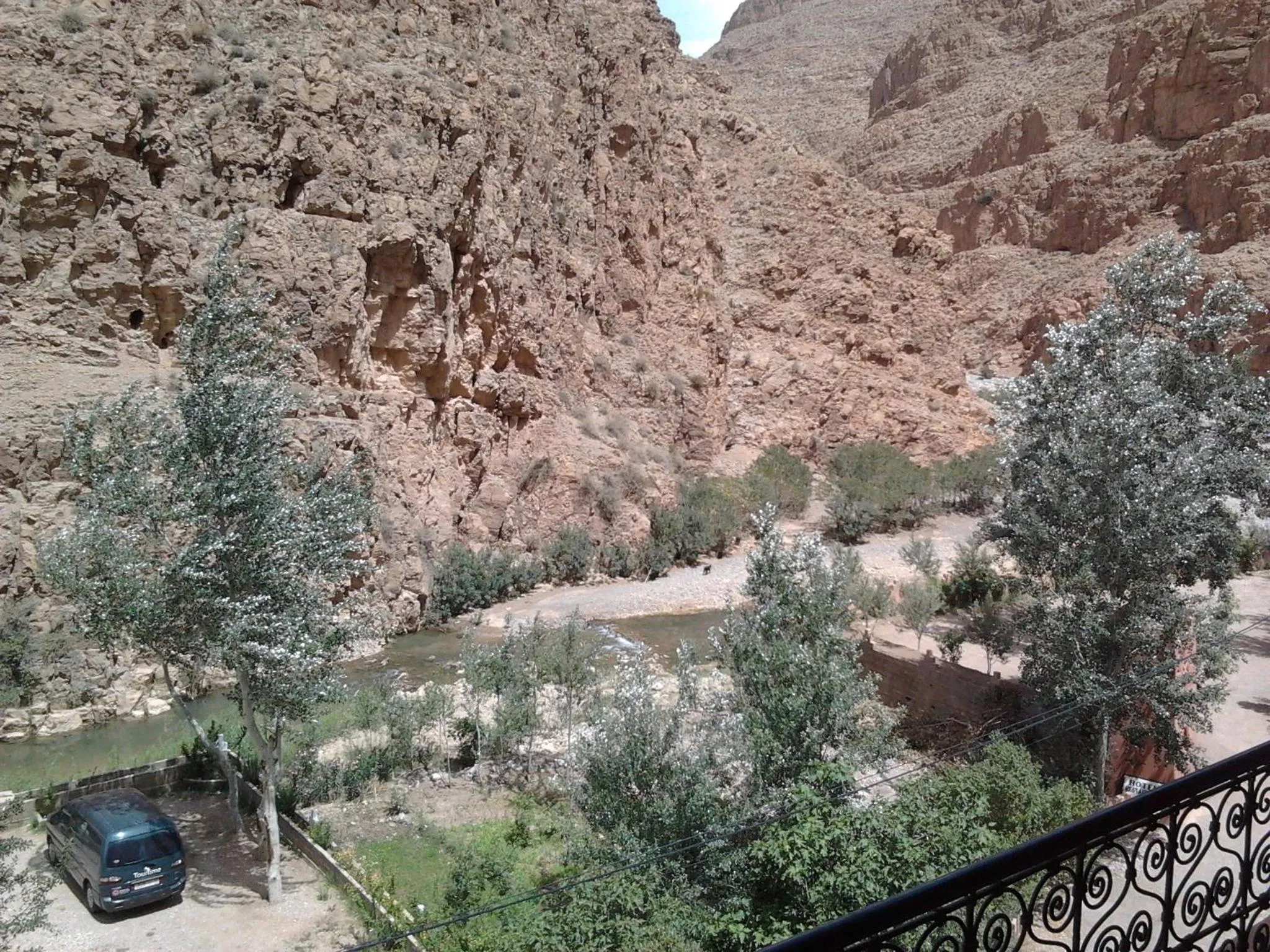 Balcony/Terrace in Hôtel Restaurant La Gazelle De Dades