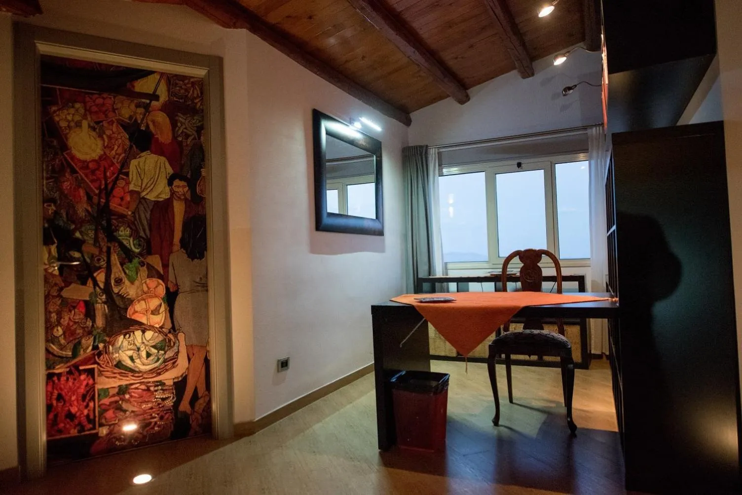 Library in Camagna Country House