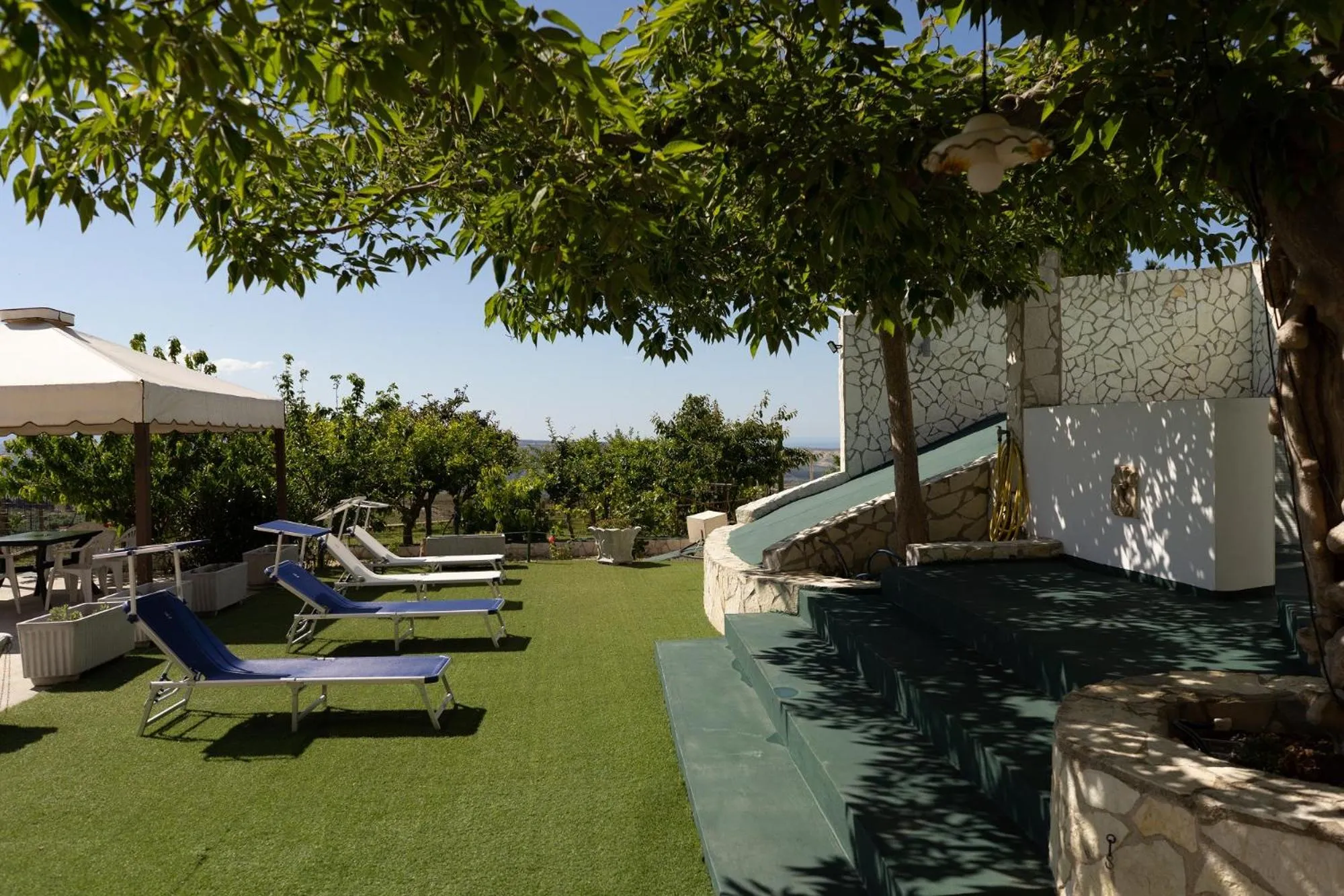 Patio in Camagna Country House