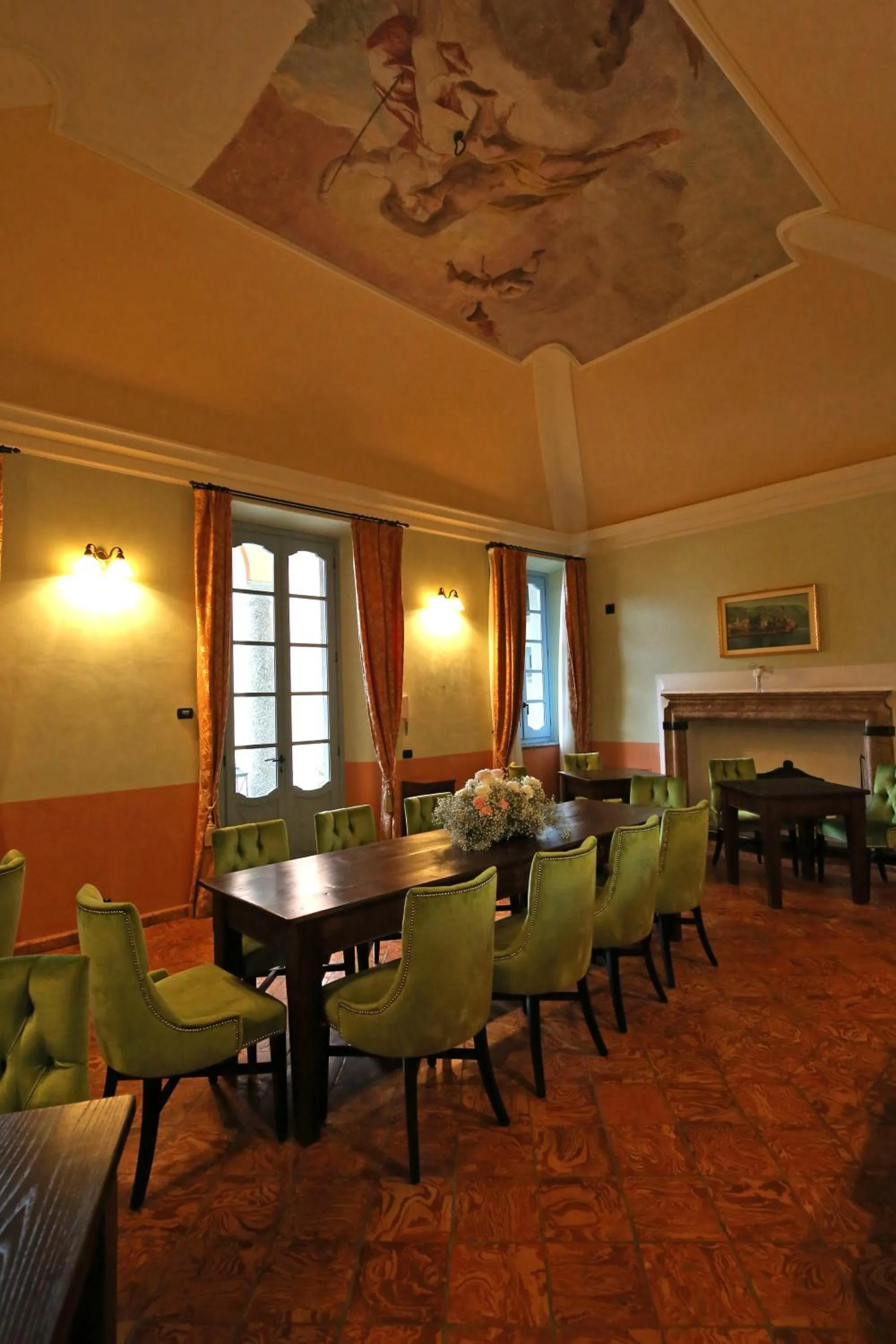 Living room in Palazzo Del Vicerè