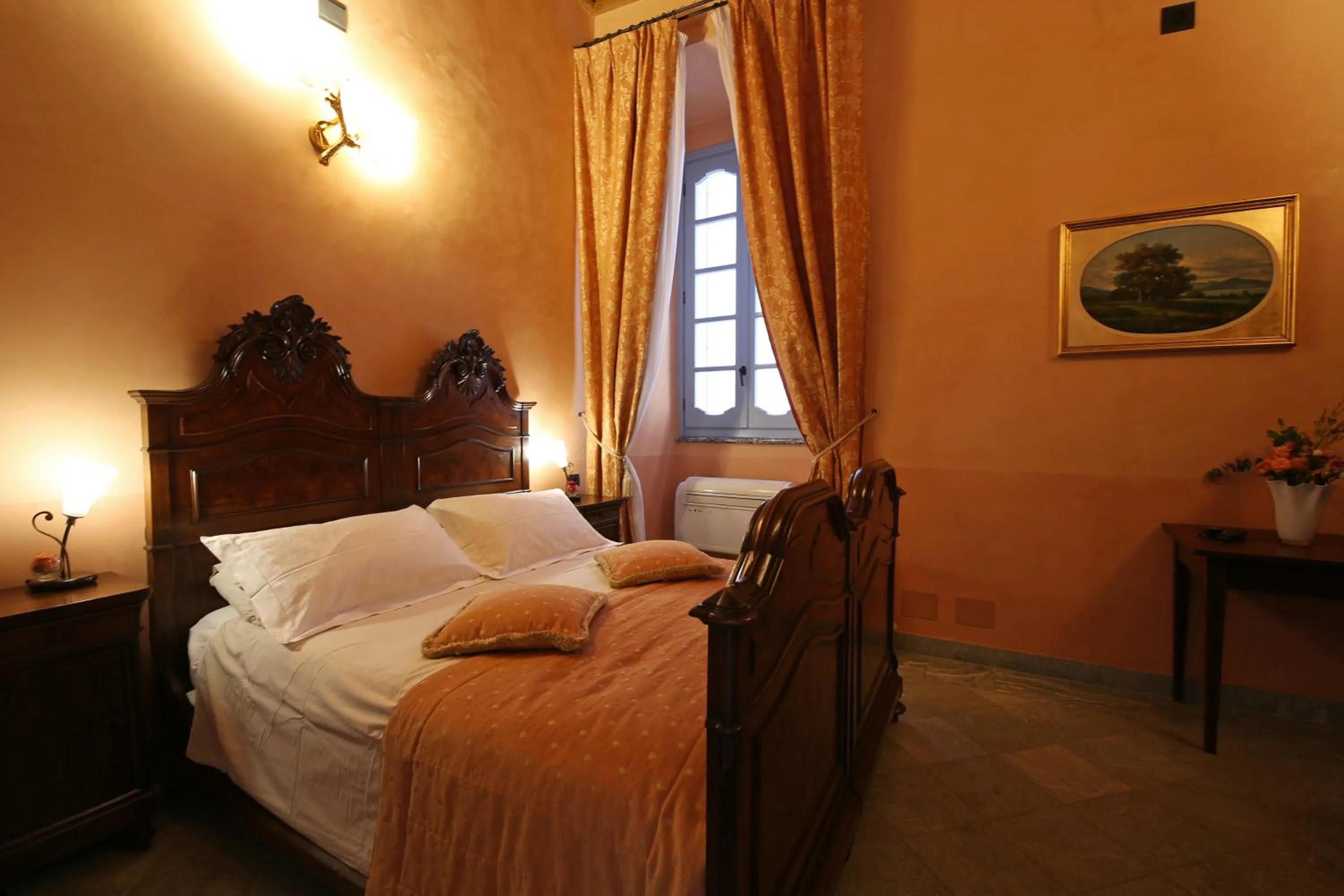 Bed in Palazzo Del Vicerè