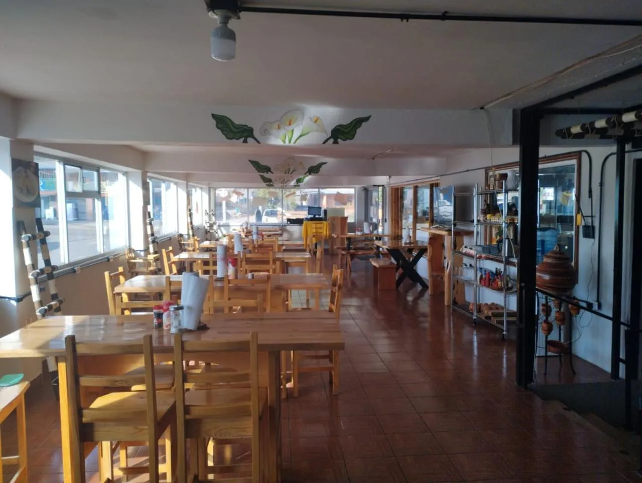 Restaurant/places to eat in Rimusa Inn