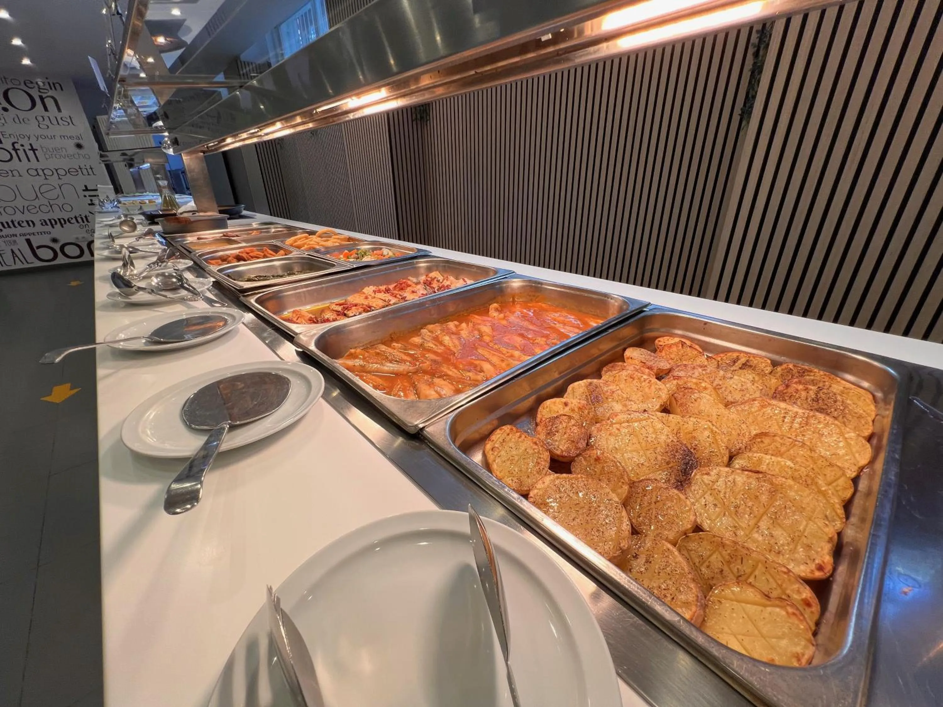 Restaurant/places to eat in Hotel Montesol Benidorm