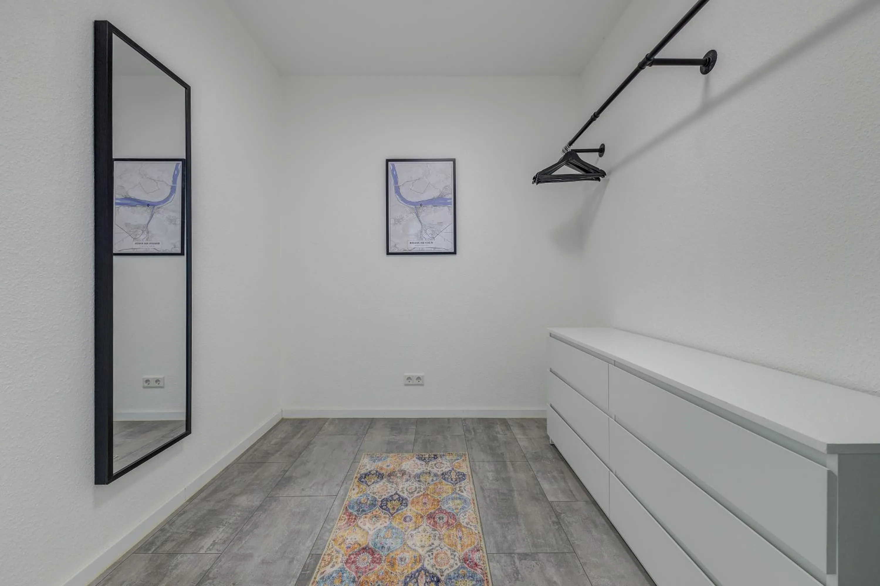 Photo of the whole room in Zentrale Design Wohnung in Ufernähe - 105 qm - Parkplatz - Küche - Netflix