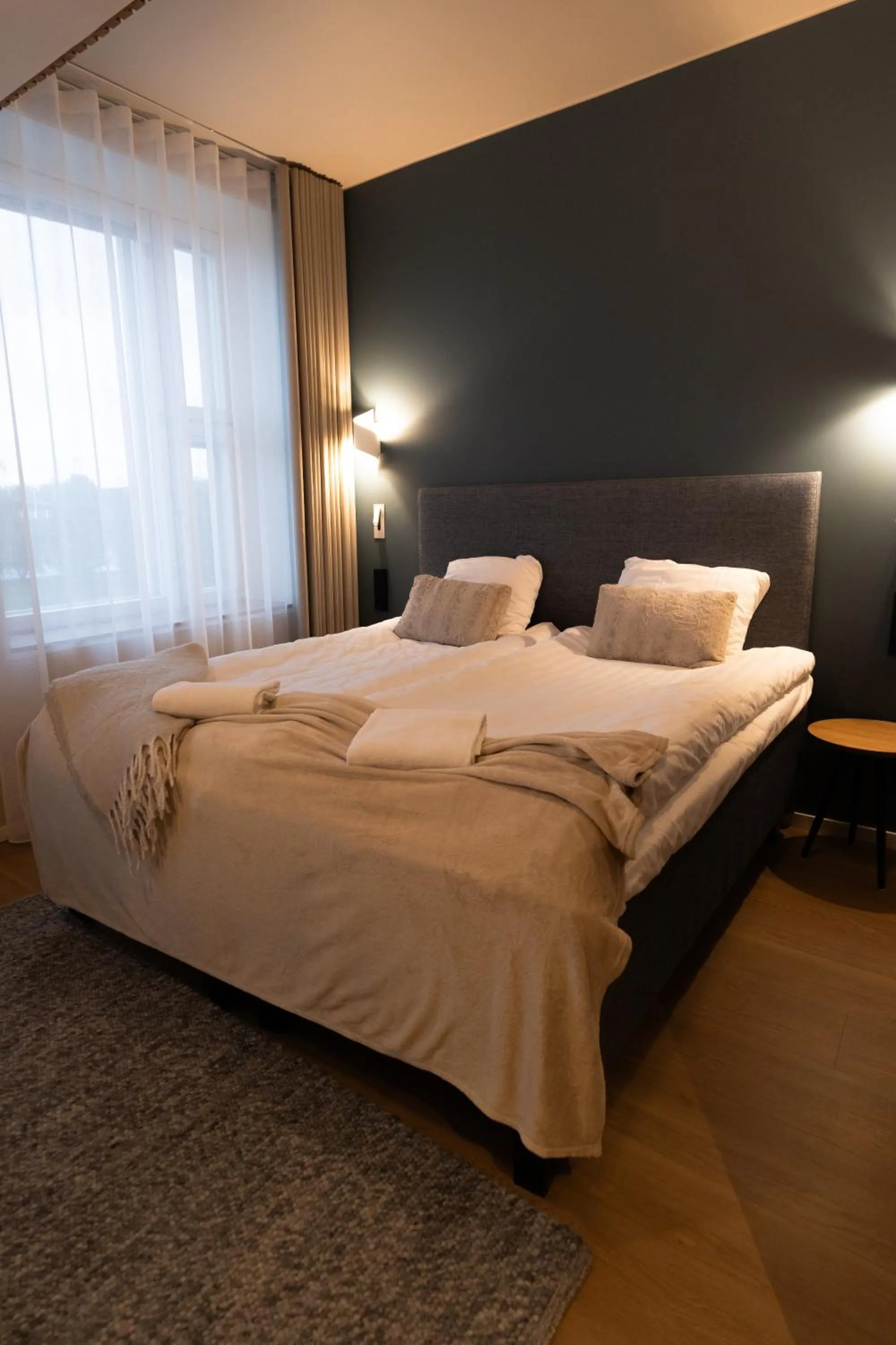 Bed in Postmaster Hotel