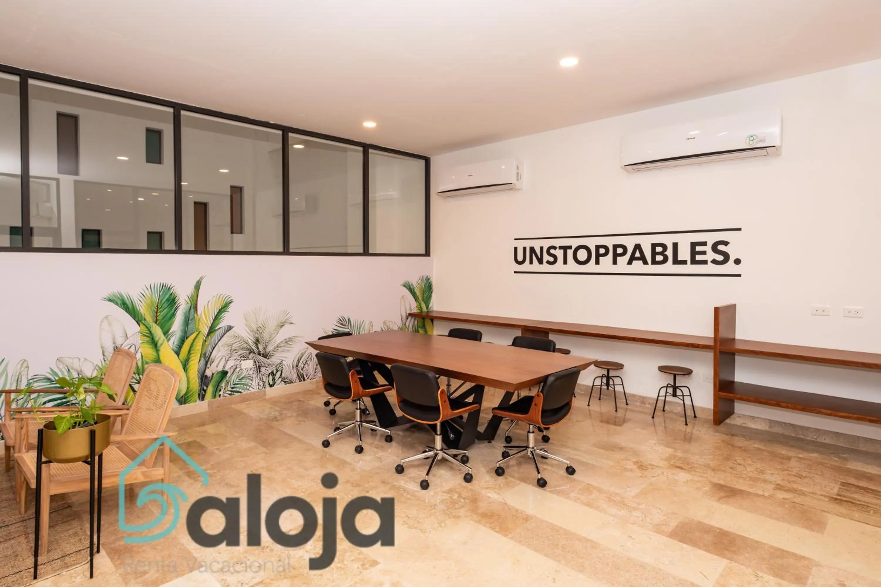 locker in Ipana condo unos pasos de 5ta Avenida