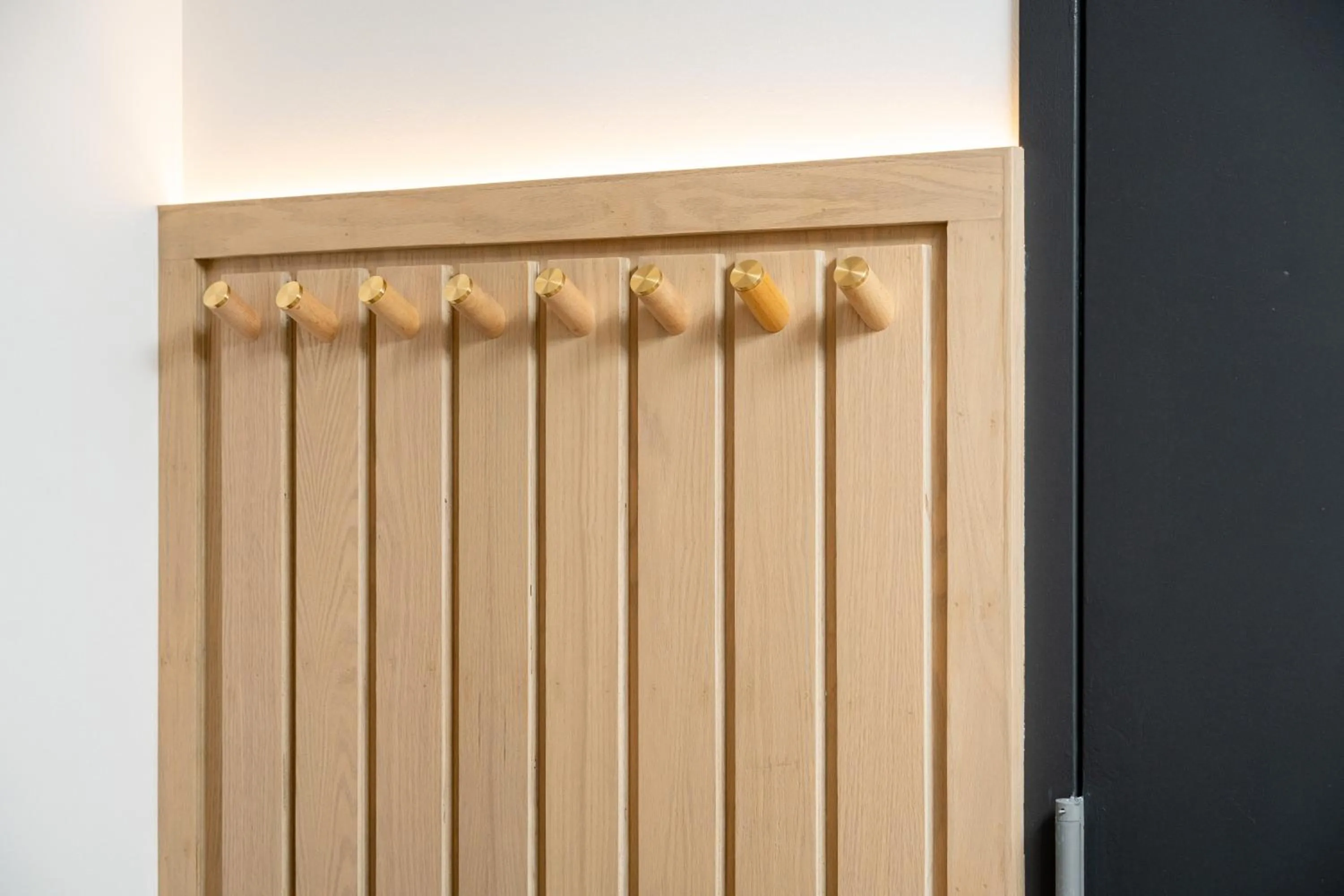 wardrobe in Little Charlie Hotel