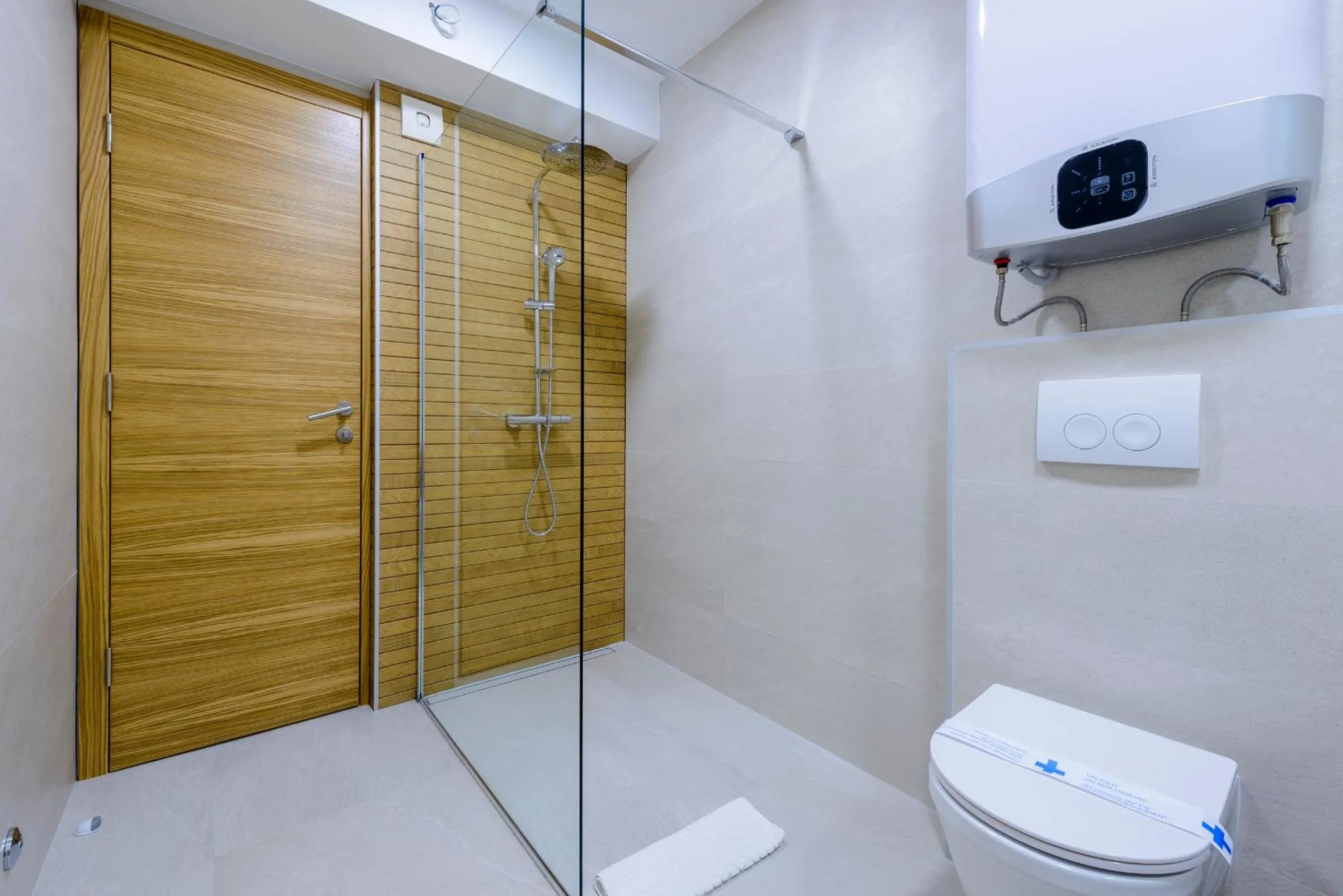 Shower in Adriatic Deluxe Apartments