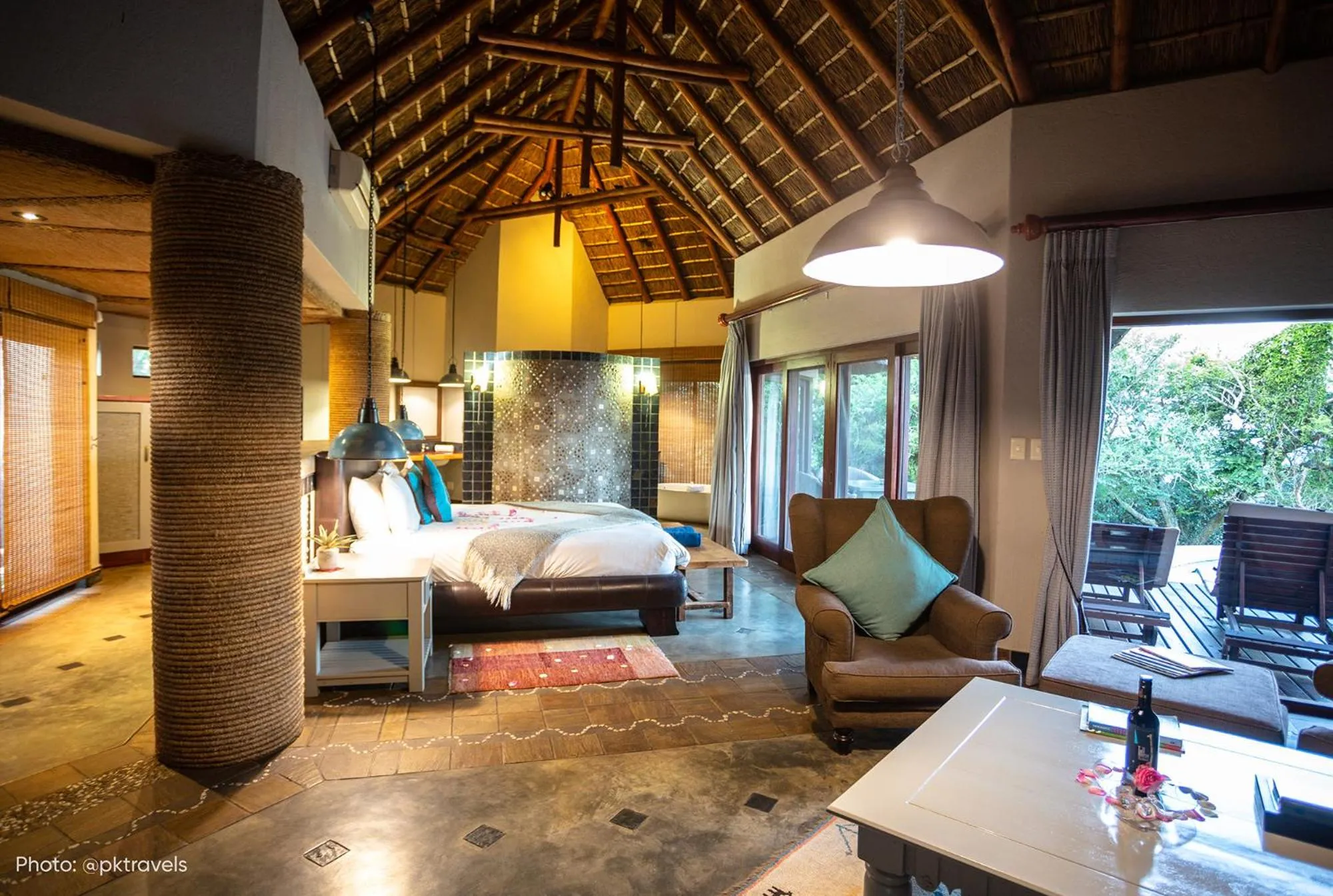 Bedroom, Bed in Muluwa Lodge