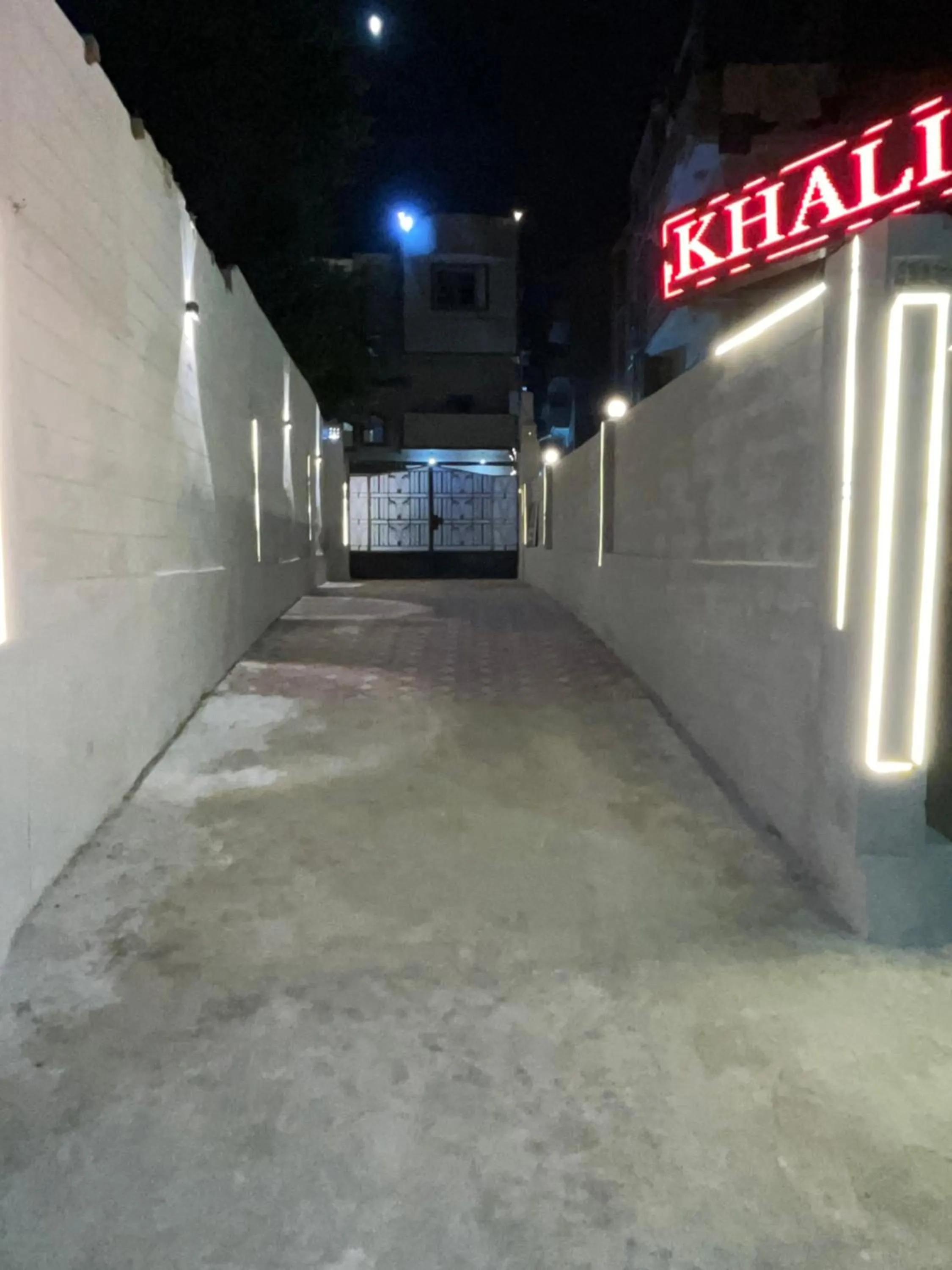 Parking in El Khalil Pyramids View Inn