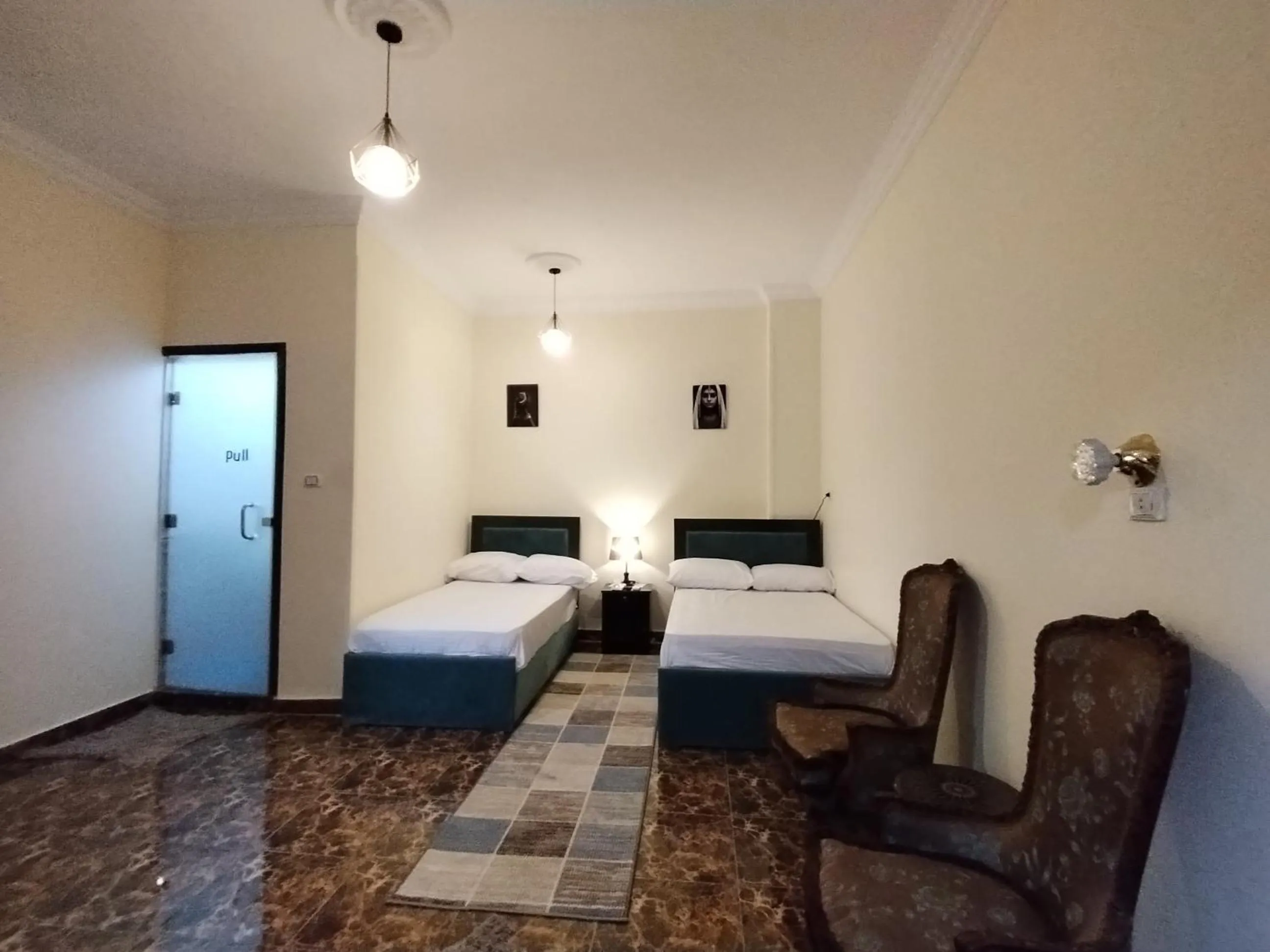 Bedroom, Bed in El Khalil Pyramids View Inn