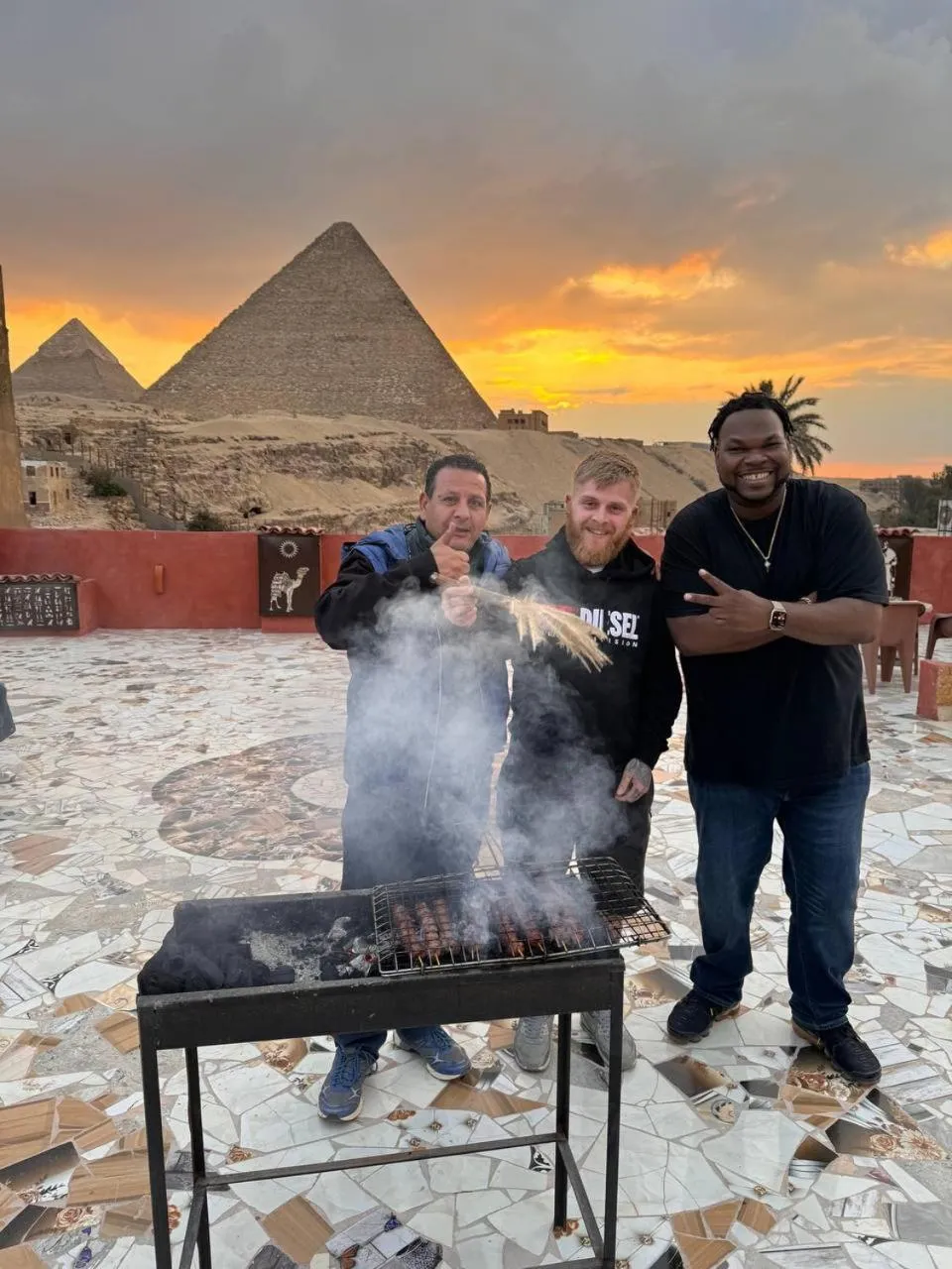 BBQ facilities in El Khalil Pyramids View Inn