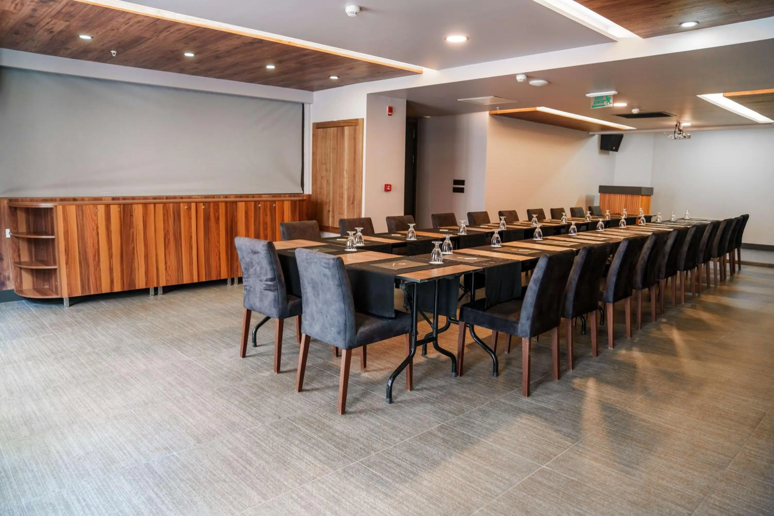 Meeting/conference room in SennaCity Hotel