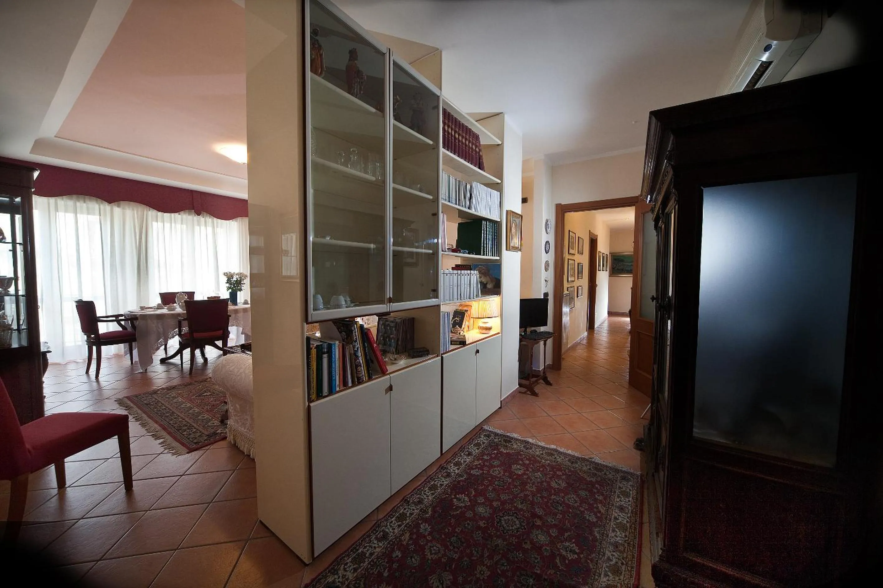 Decorative detail in Napoli Porta Di Mare