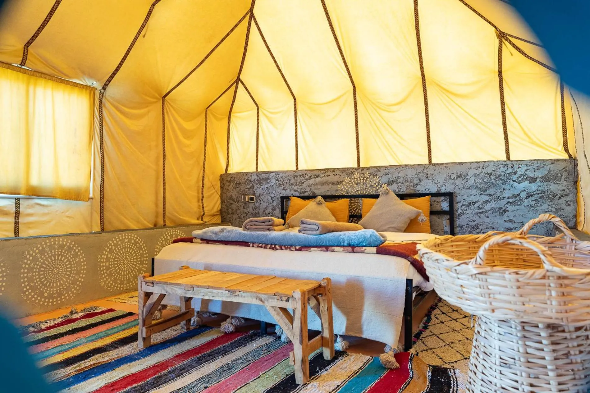 Bed in Tinfou desert camp