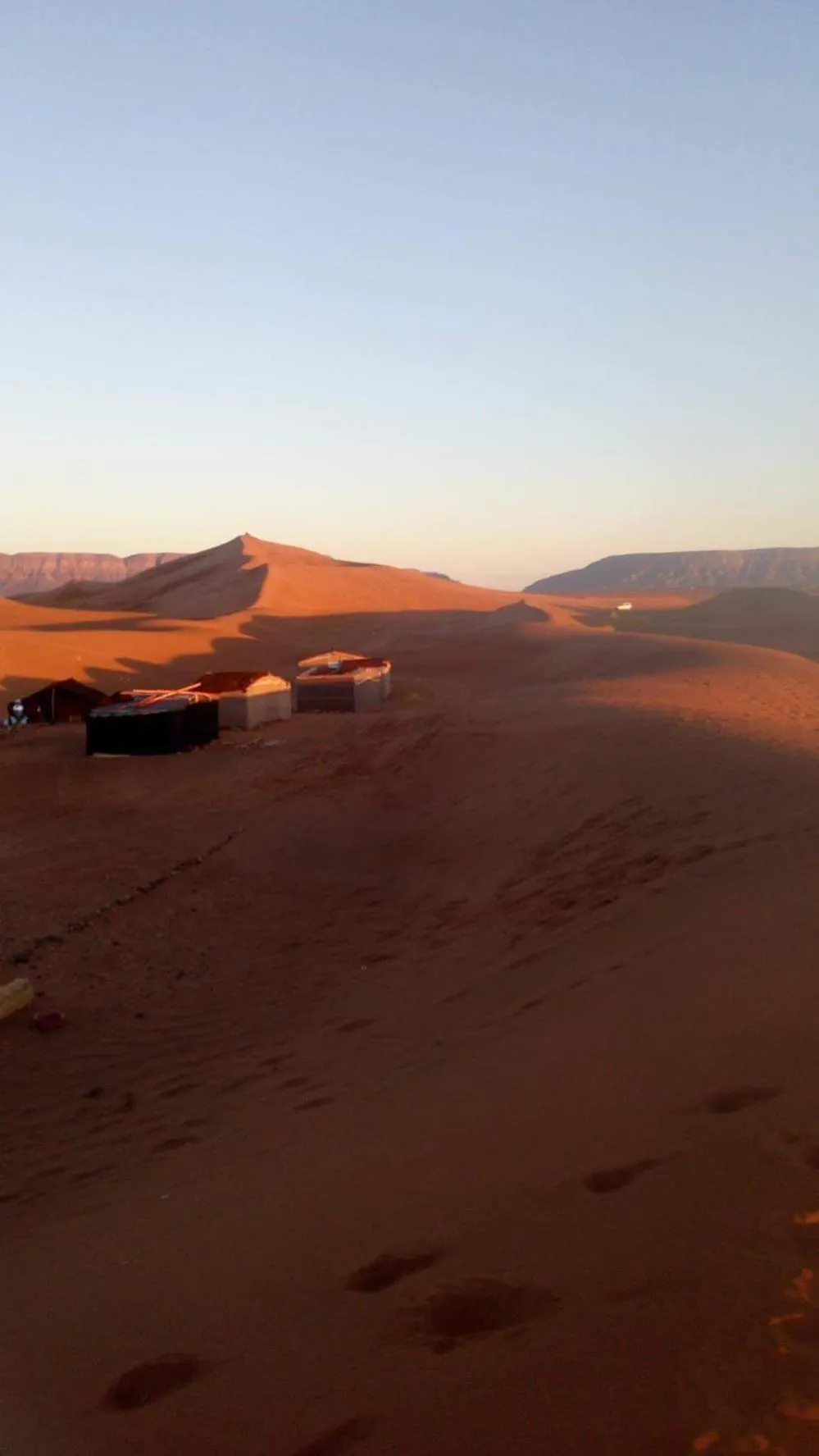 Tinfou desert camp