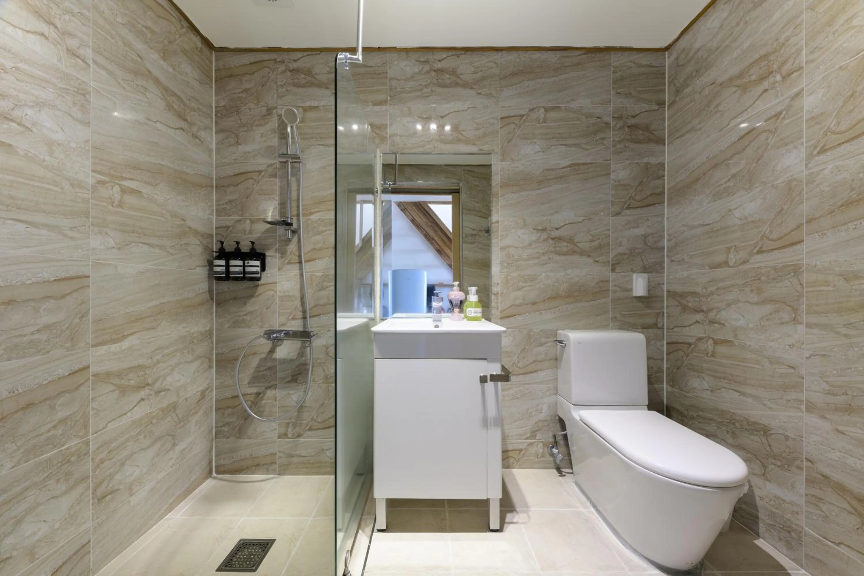 Bathroom in IRO Jeju